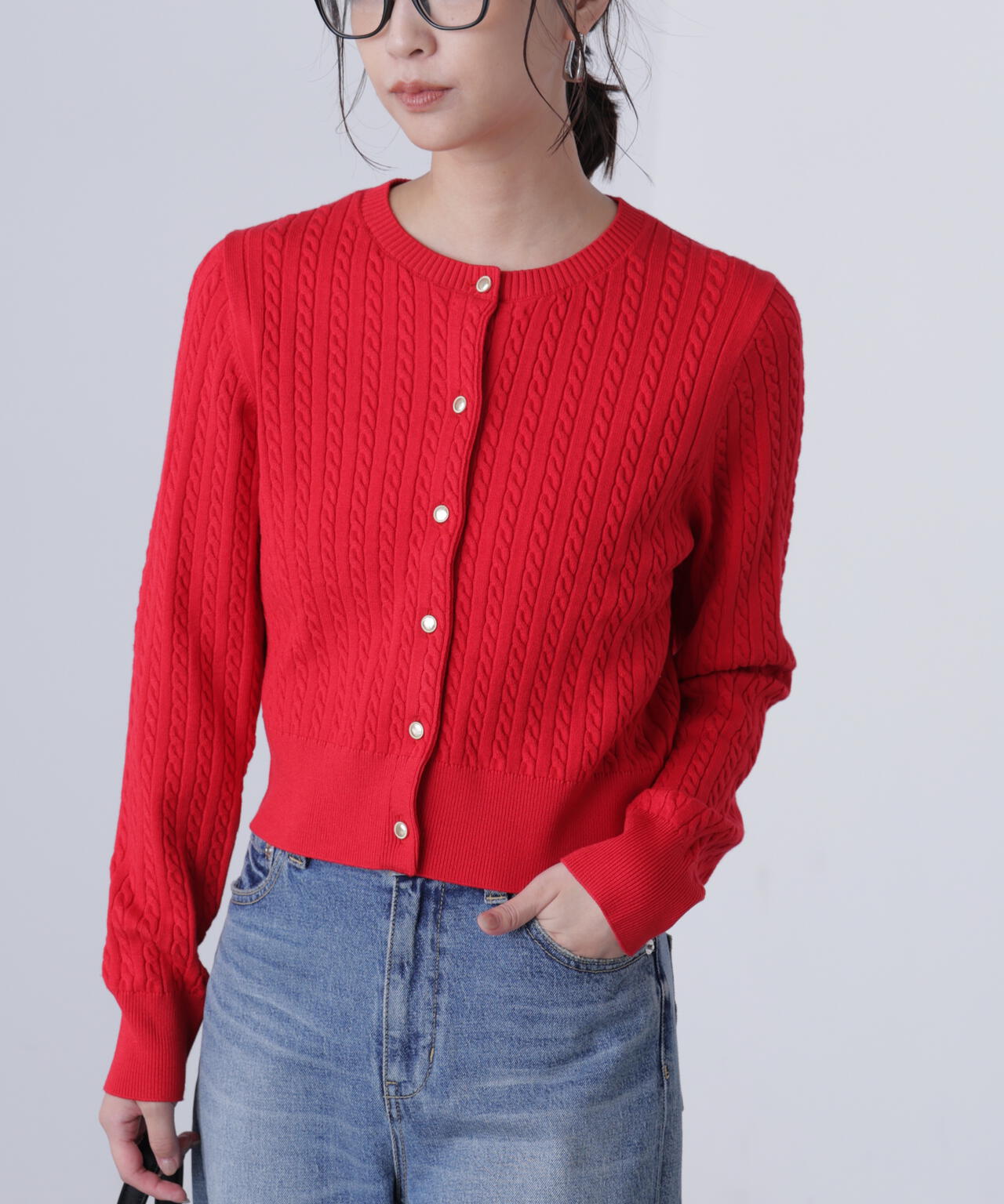 金ボタンミニケーブルカーディガン