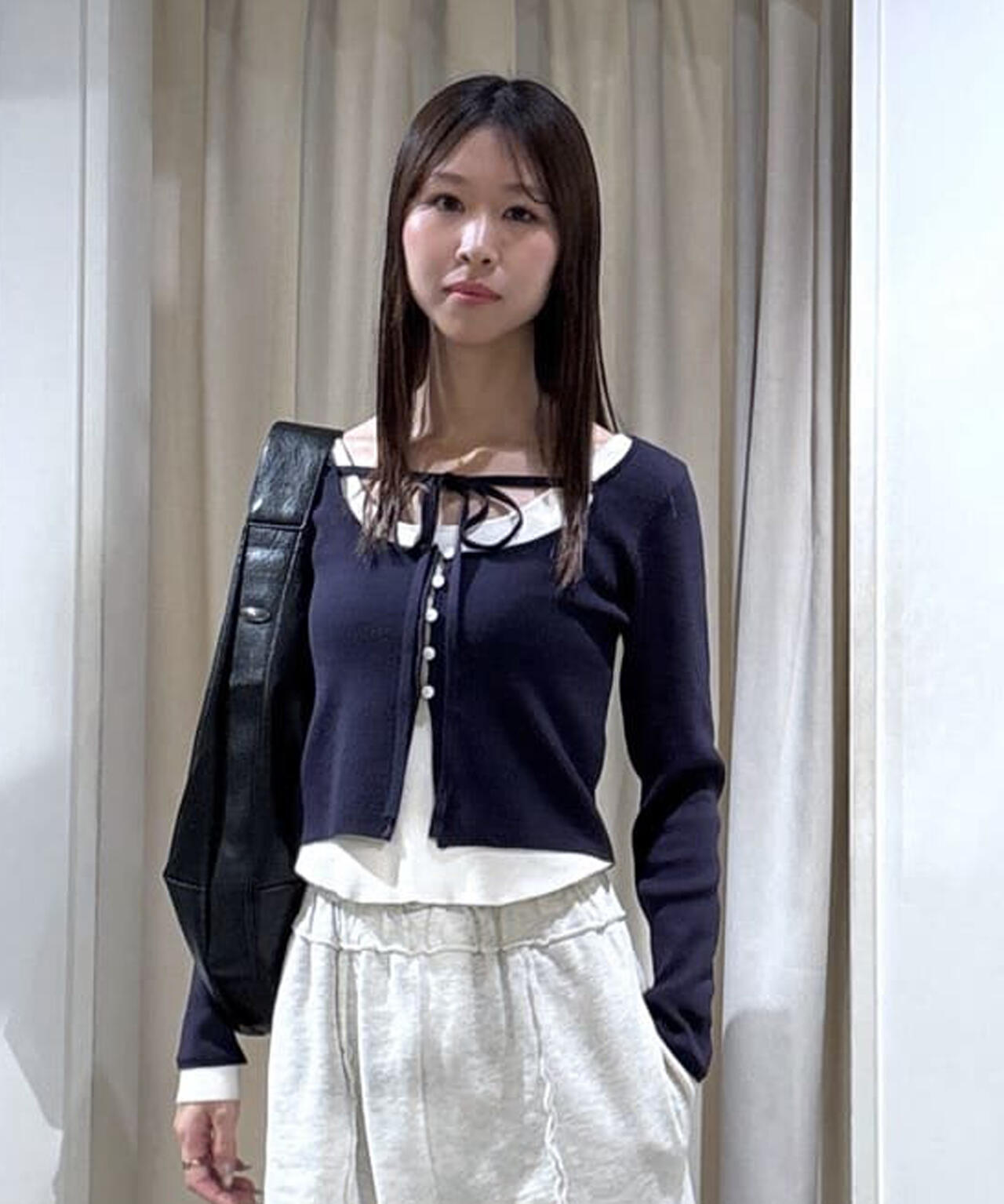 キャミレイヤードクルーネックニット