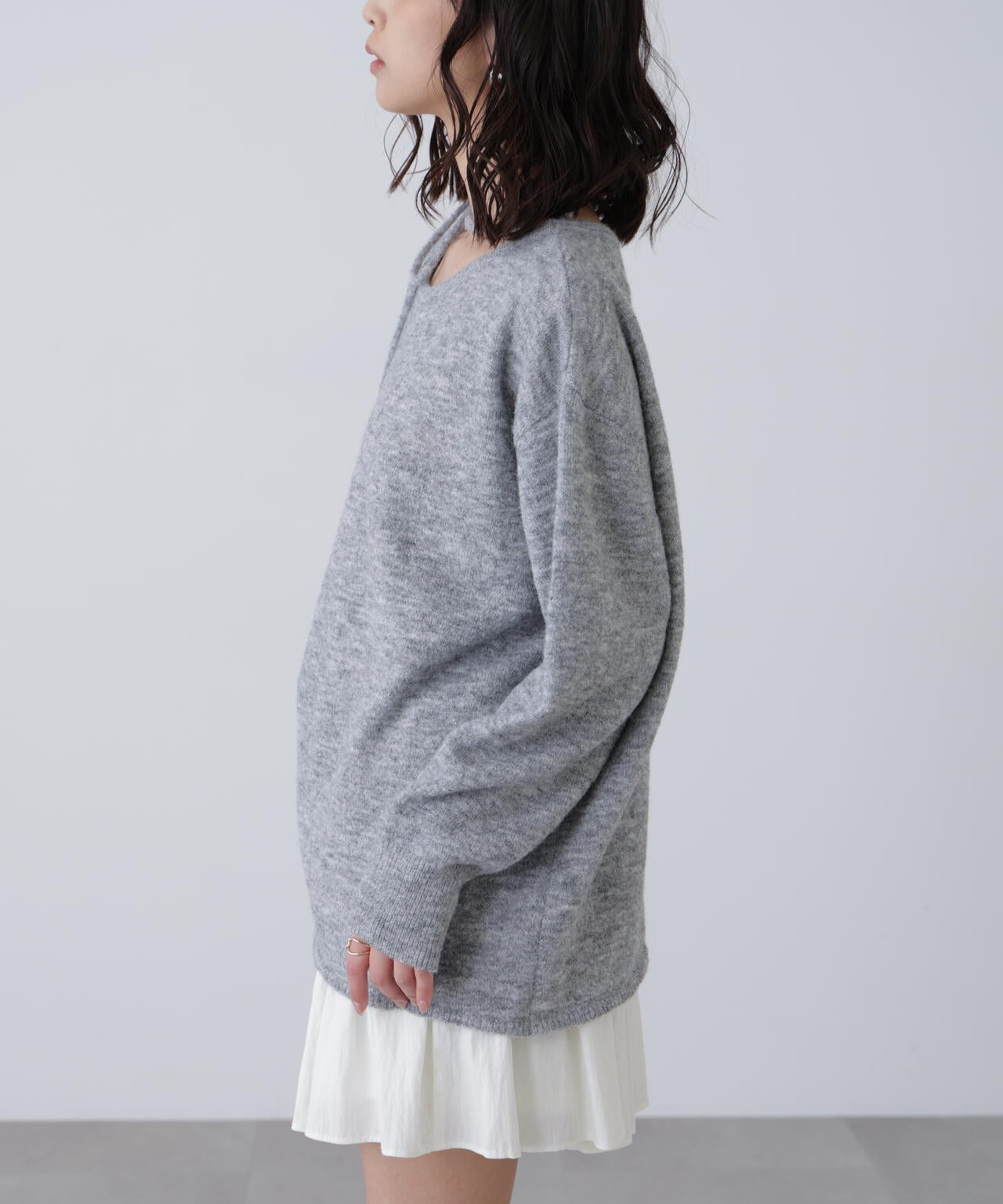 ワンショルルーズニット