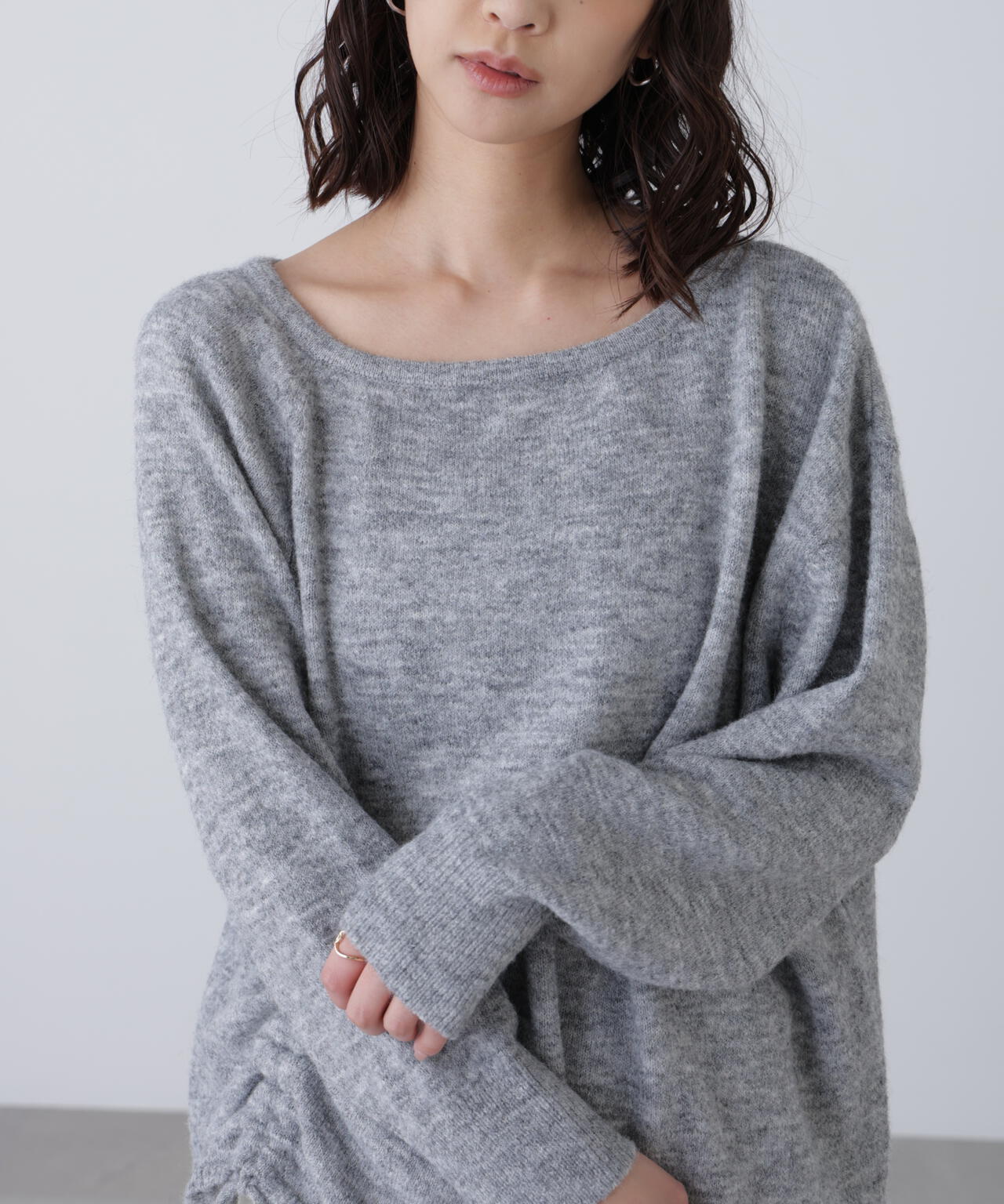 ワンショルルーズニット