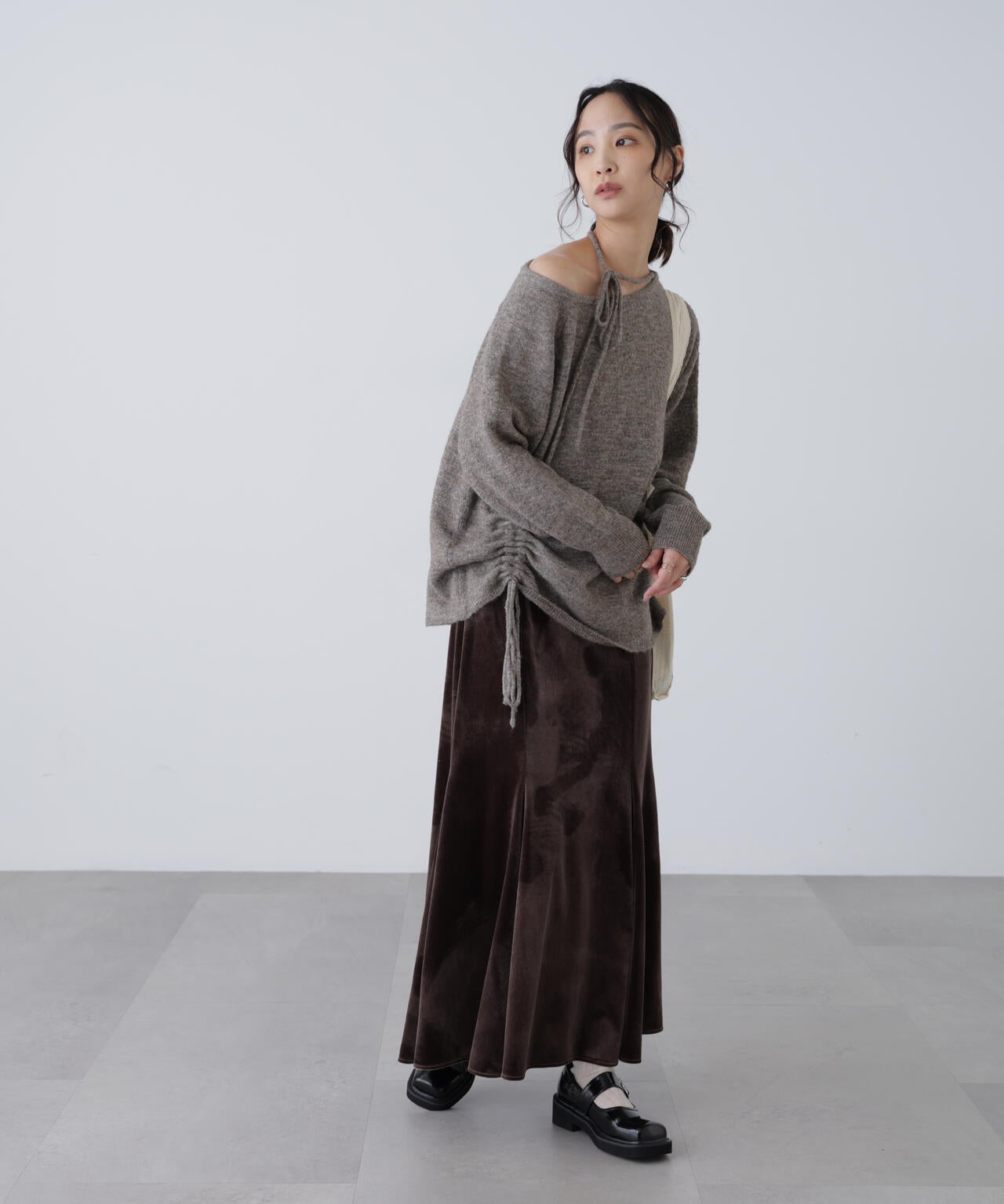 ワンショルルーズニット