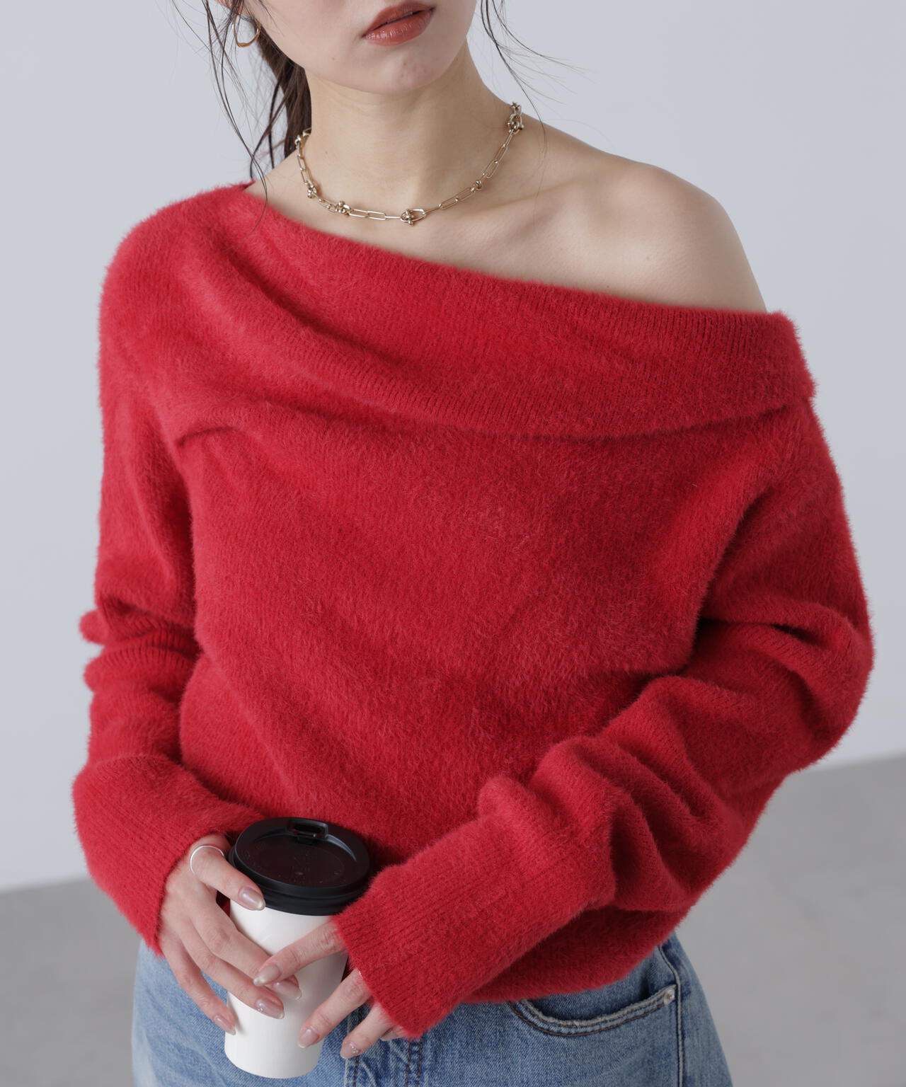 【MFM】シャギーオフショルドレープネックニット