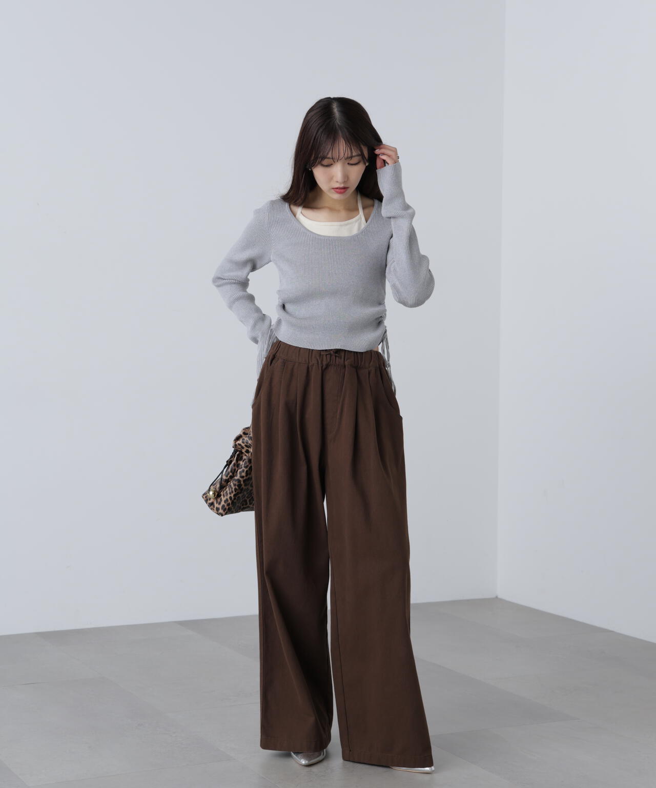 ホルターネックレイヤードサイドドロストニット