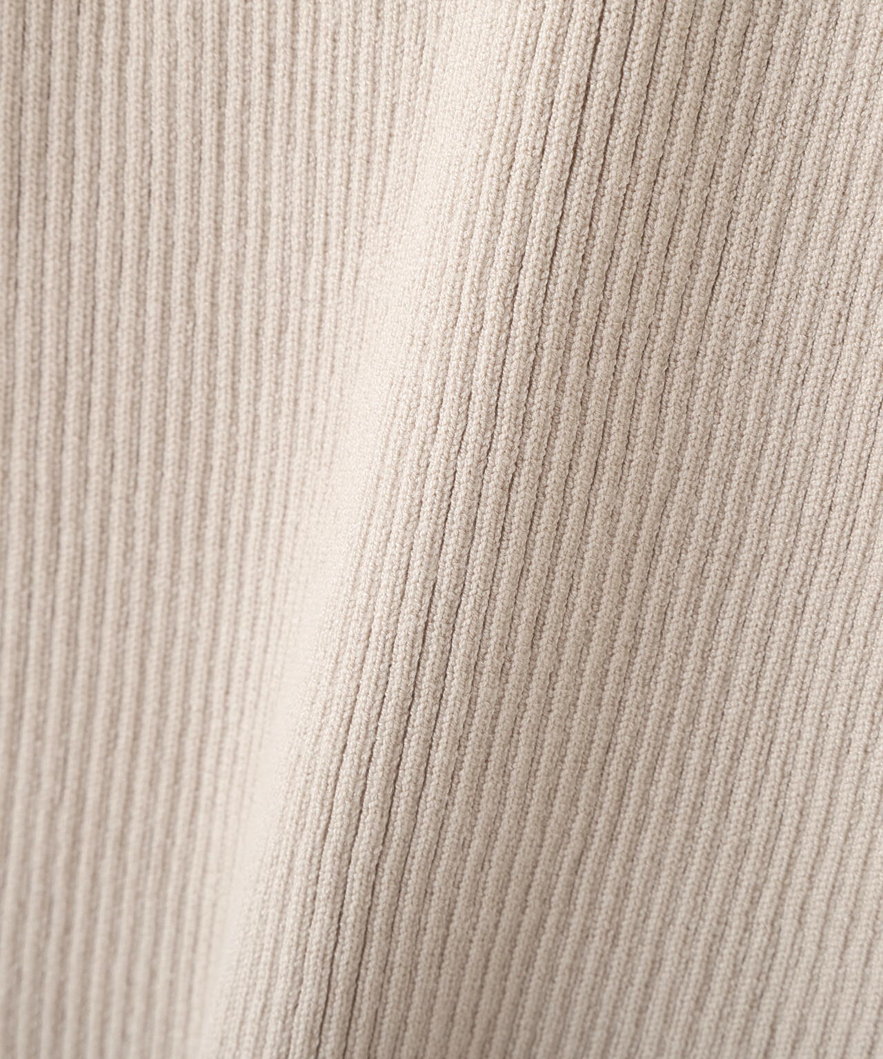 ホルターネックレイヤードサイドドロストニット