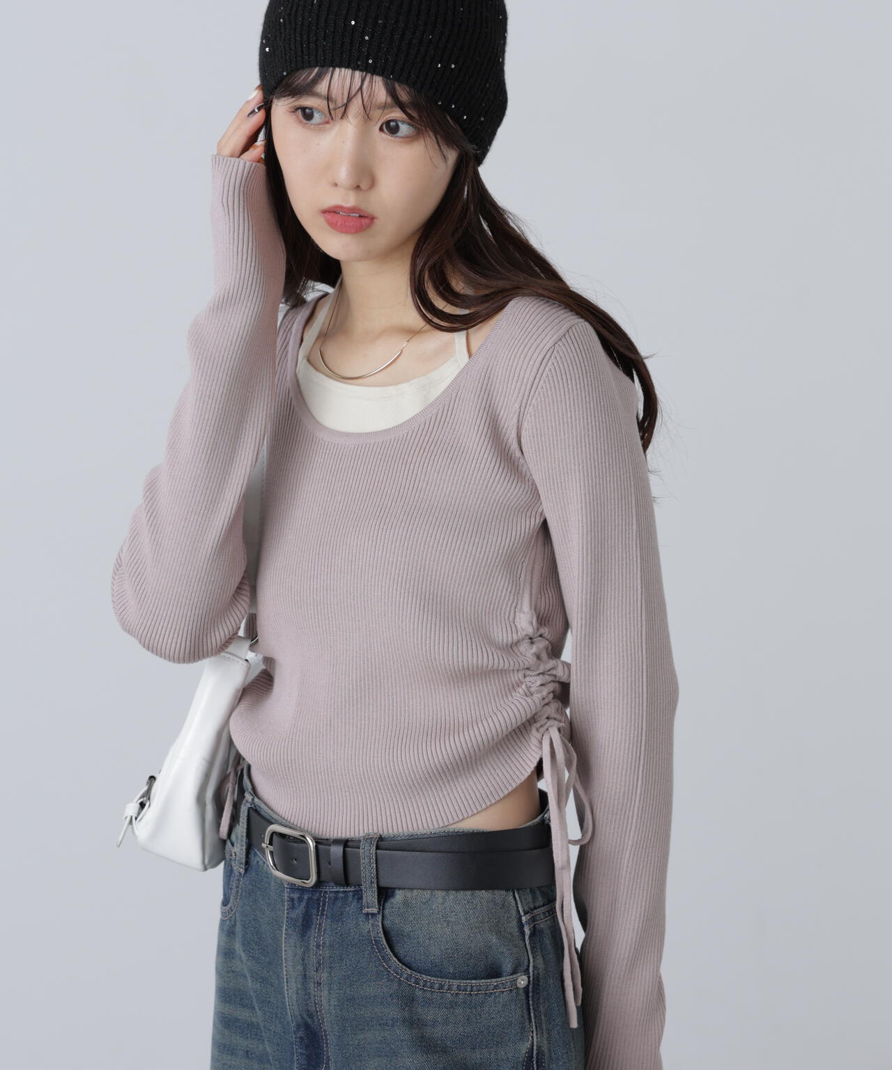 ホルターネックレイヤードサイドドロストニット