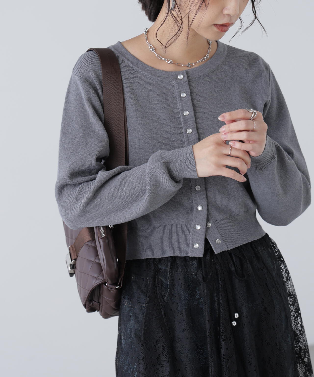 追加生産予約】ドットボタンクルーネックカーディガン | FREE'S MART