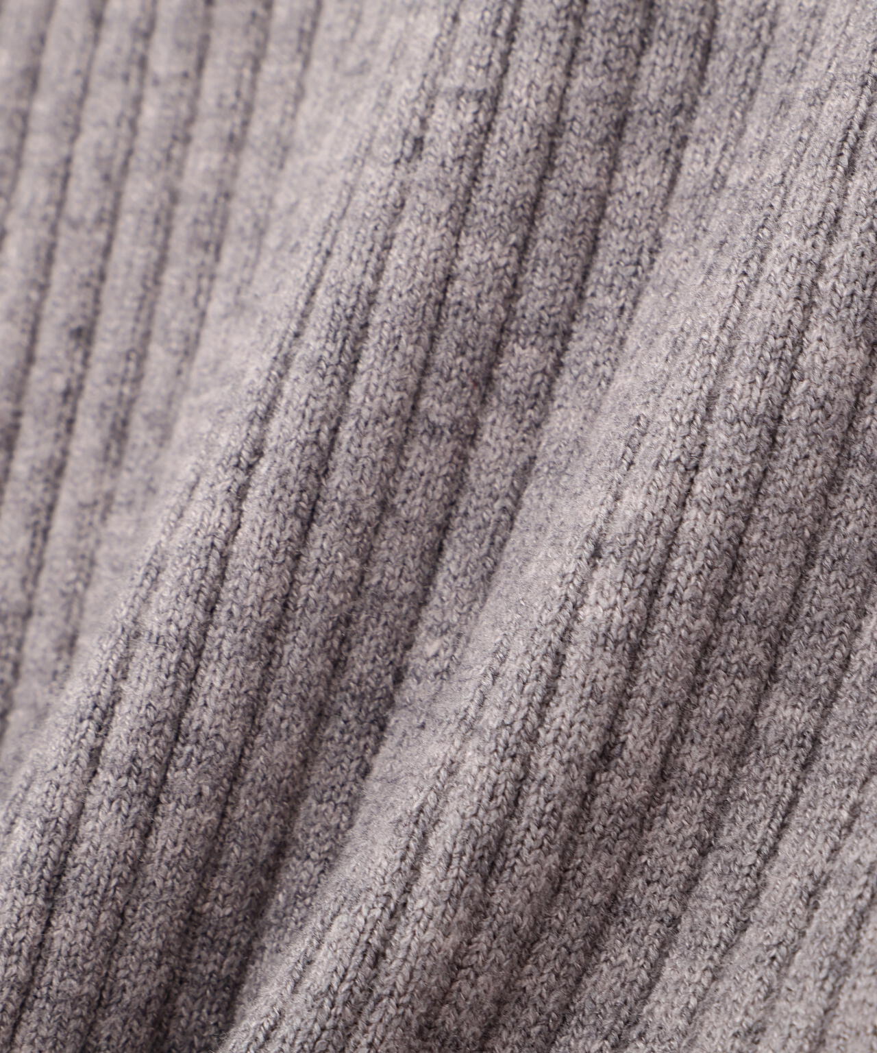 〈ＭＦＭ〉きらきらボタン襟ニット