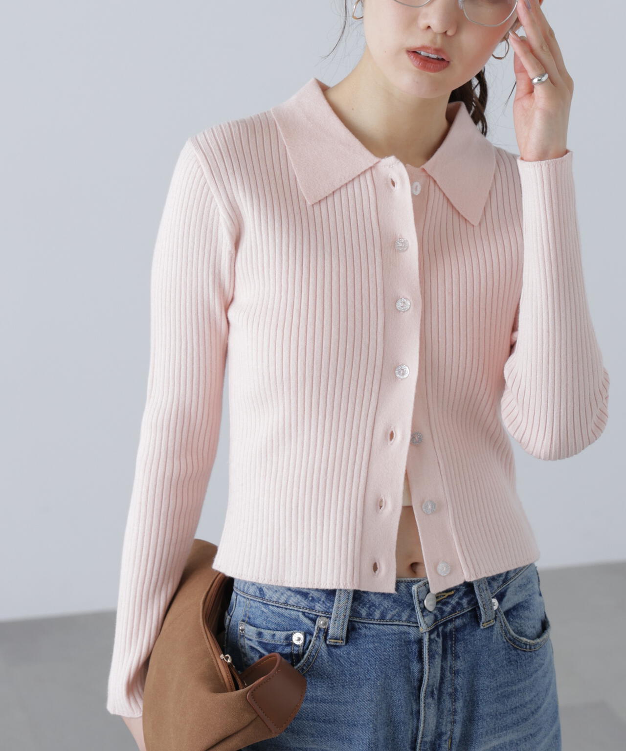 〈ＭＦＭ〉きらきらボタン襟ニット