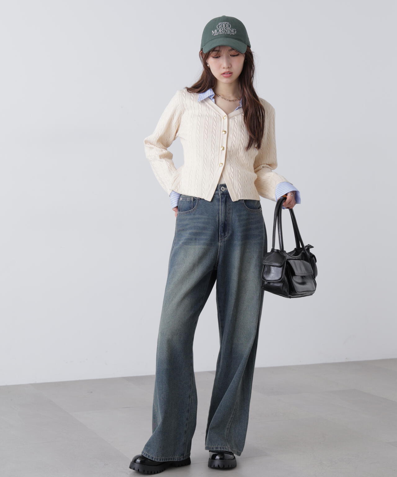 シャツレイヤードゴールドボタンニット