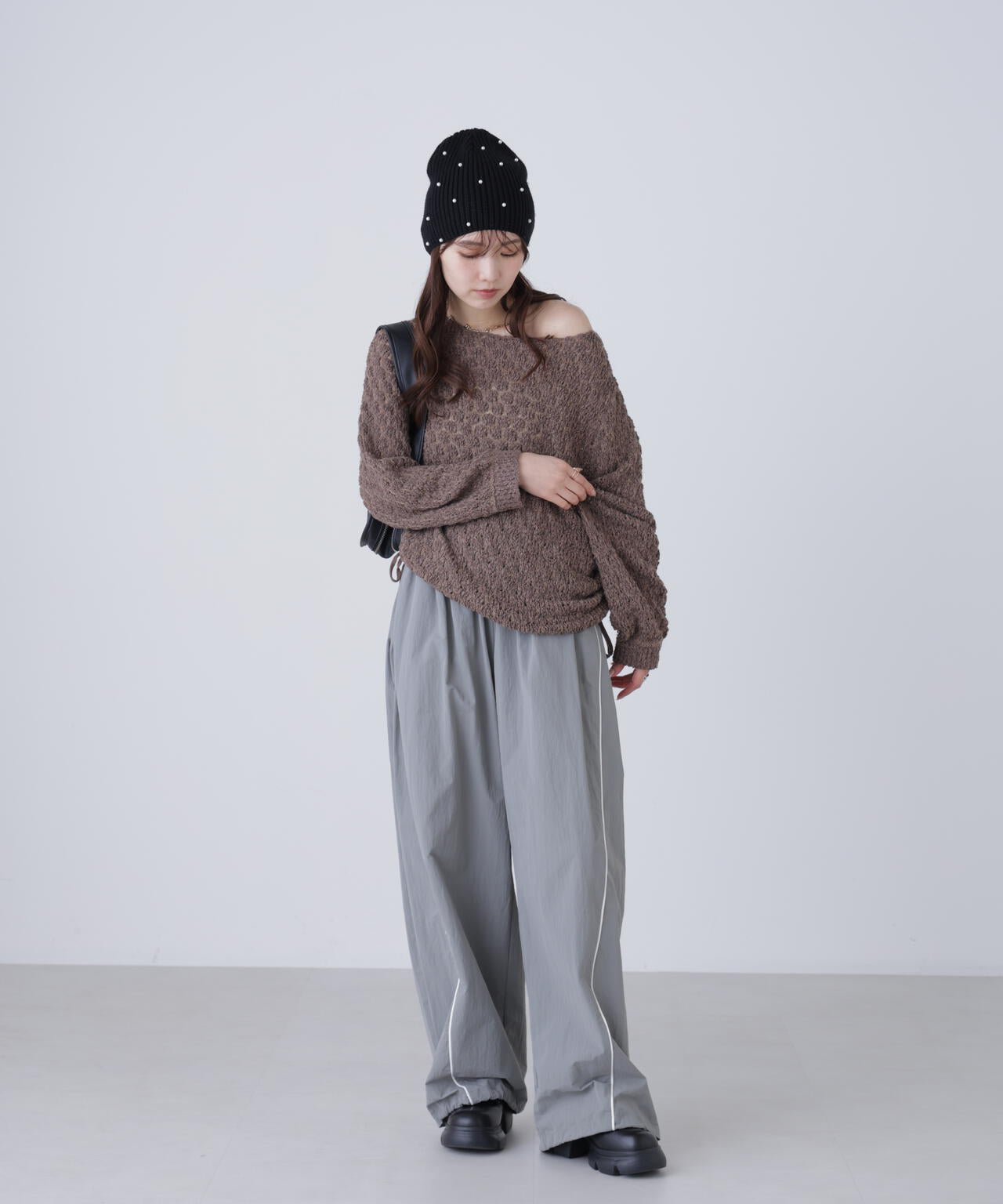 ポコポコワンショル脇ドロストオーバーニット