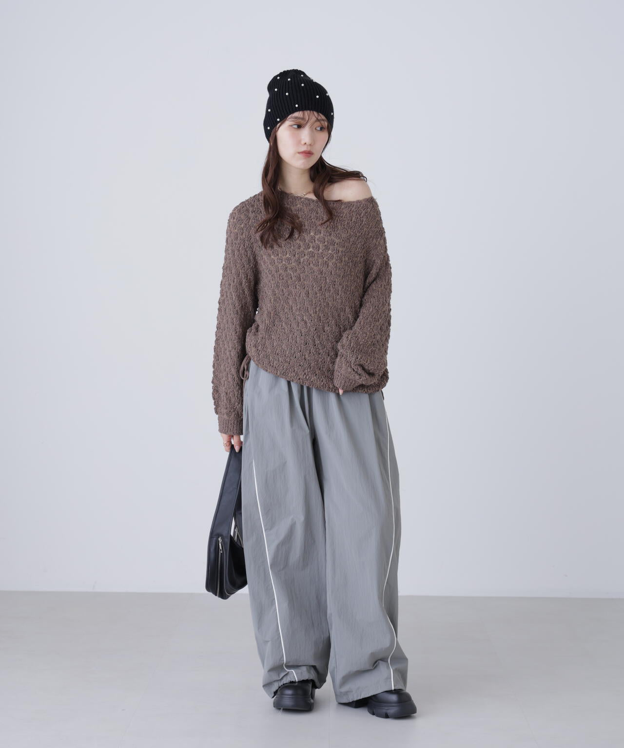 ポコポコワンショル脇ドロストオーバーニット