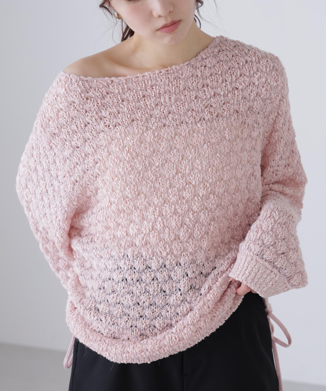 ポコポコワンショル脇ドロストオーバーニット