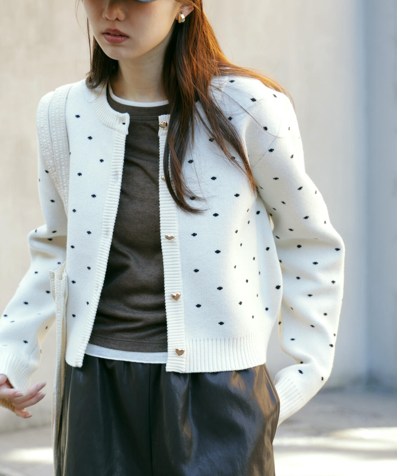 ハートボタンドット柄カーディガン