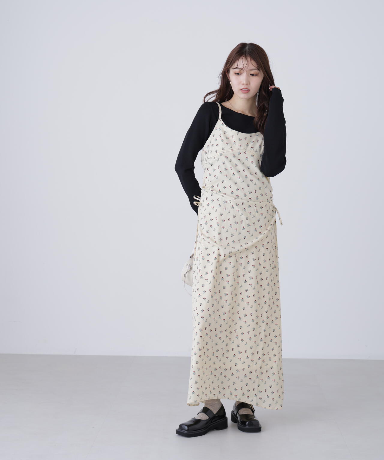 【MFM】バックオープンニット