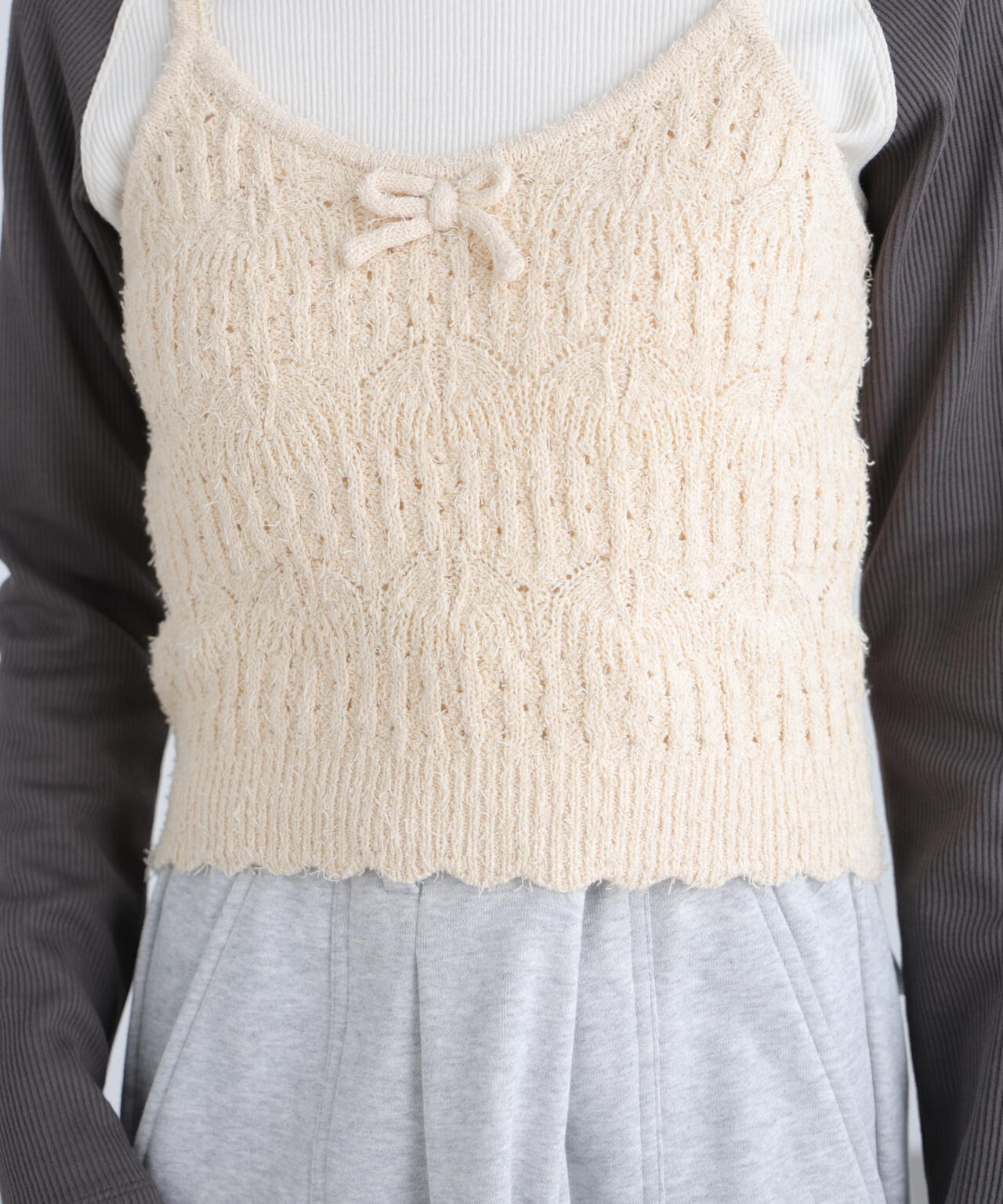 透かし編みニットタンクトップビスチェ