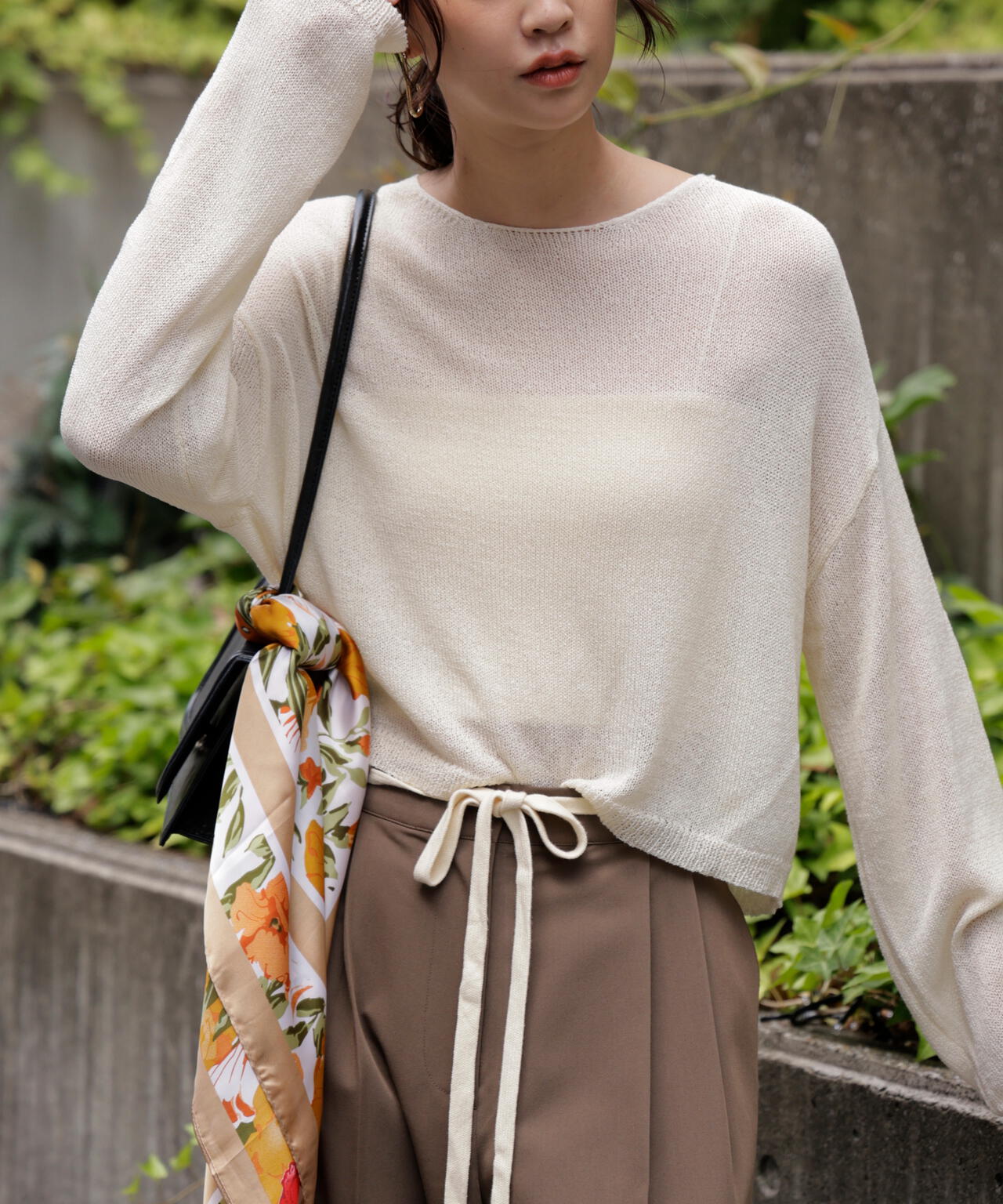 透かしあみ天竺短丈ニット