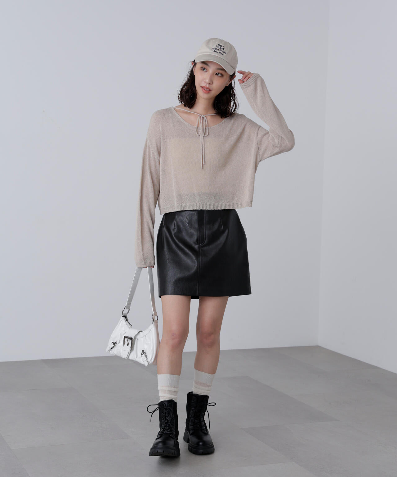 透かしあみ天竺短丈ニット