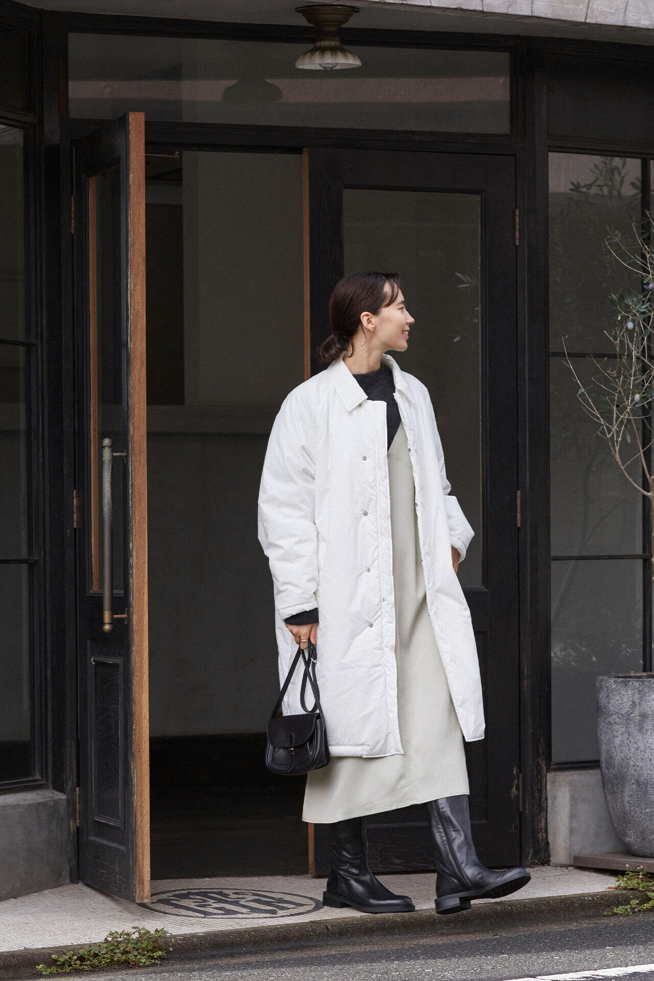 ee857980-2a9a-5940-8273-2aa2bead1577_Image