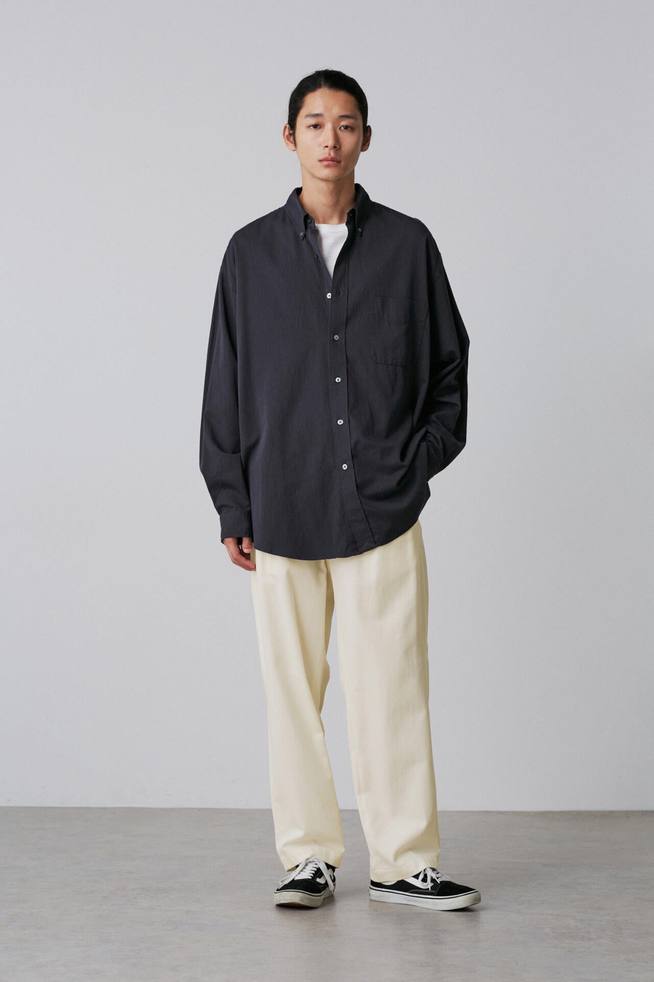 Ｙ / ORGANIC COTTON TENCEL CHINO TROUSERS