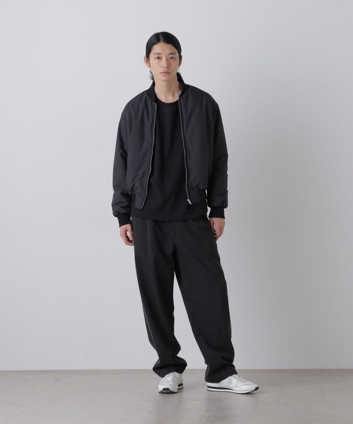 181cm C:84 W:70 H:91 着用サイズ：M