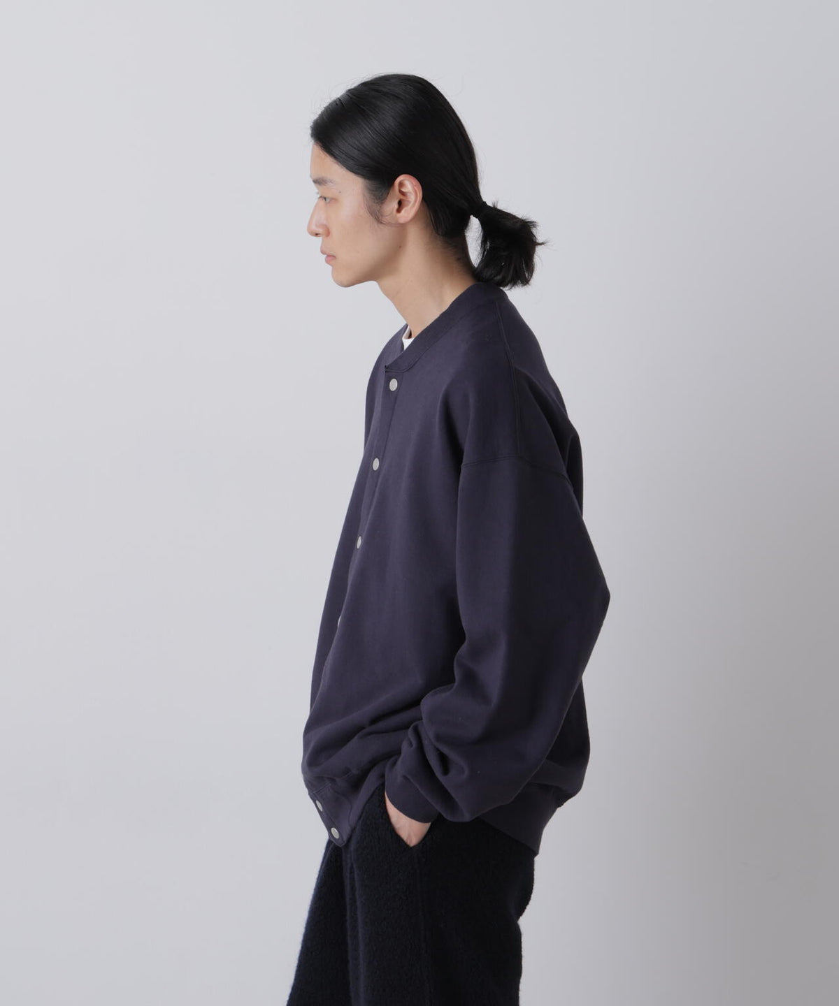 181cm C:84 W:70 H:91 着用サイズ：L