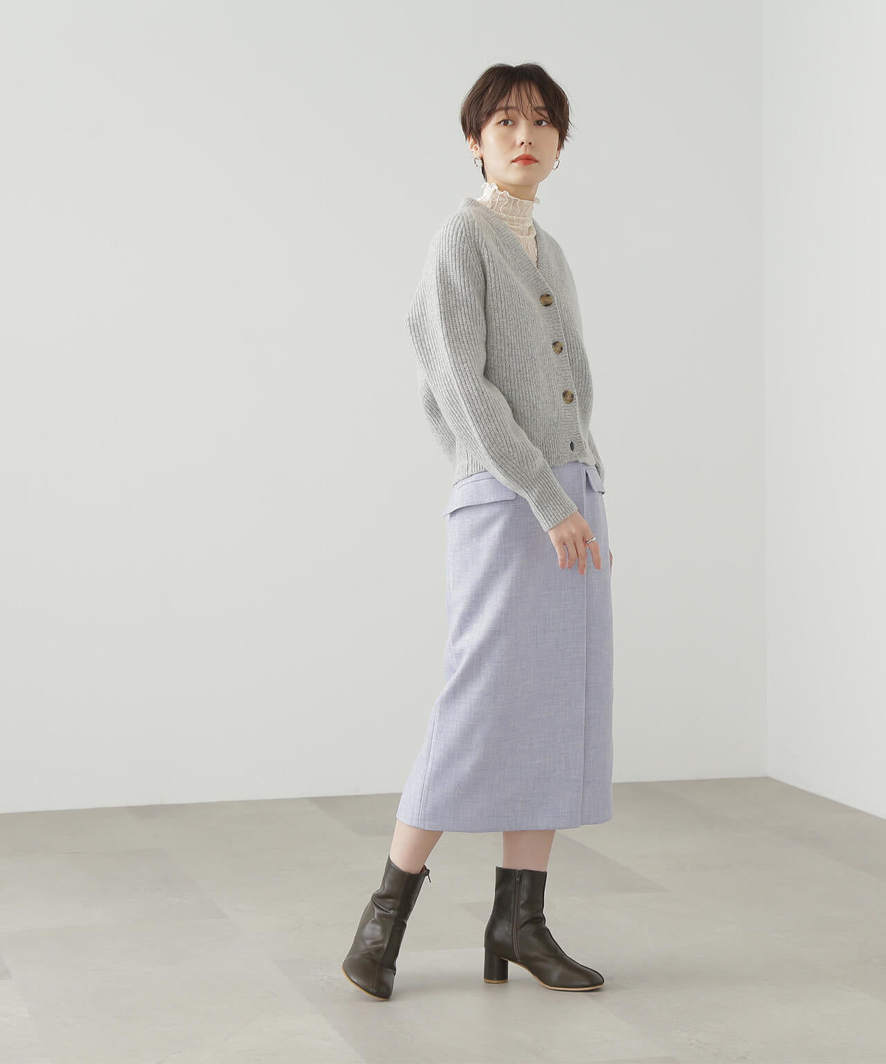 168cm/B76/W60/H86 着用サイズ：M