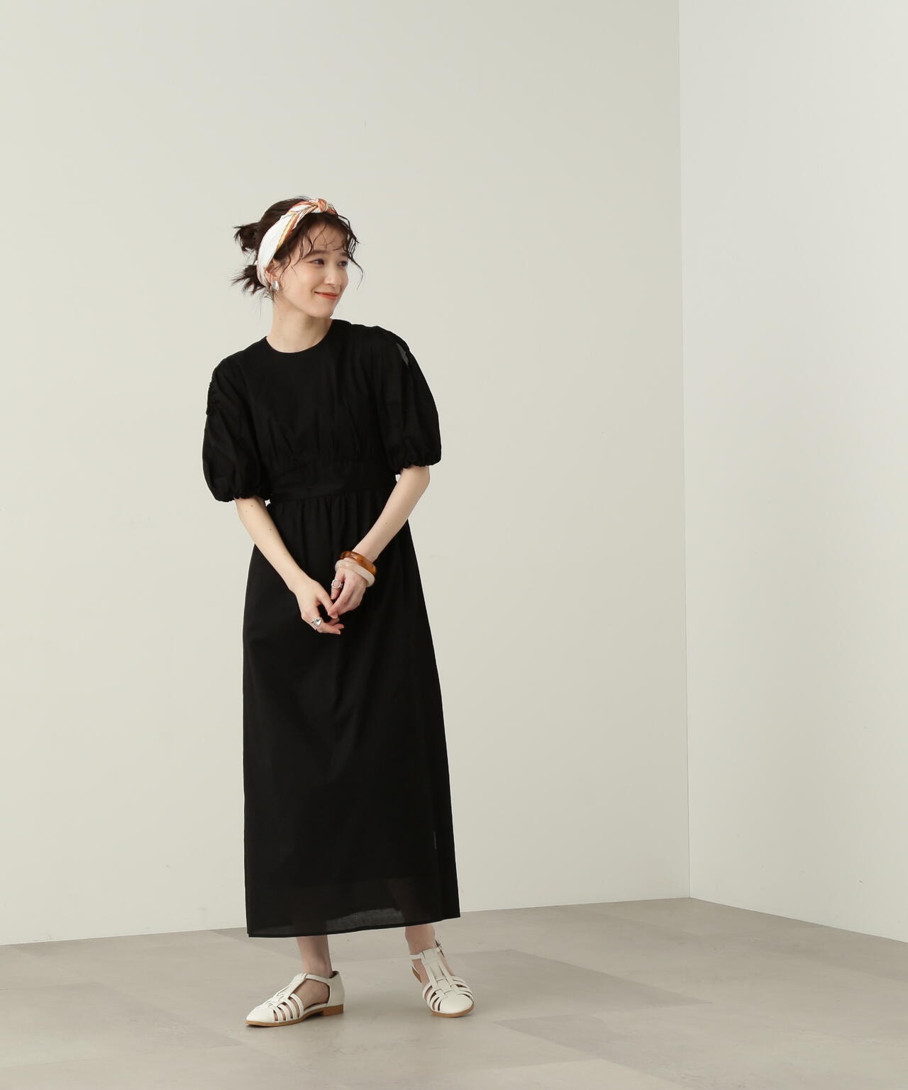 【川津明日香さん着用】コットンボイルギャザーホールワンピース《S Size Line》