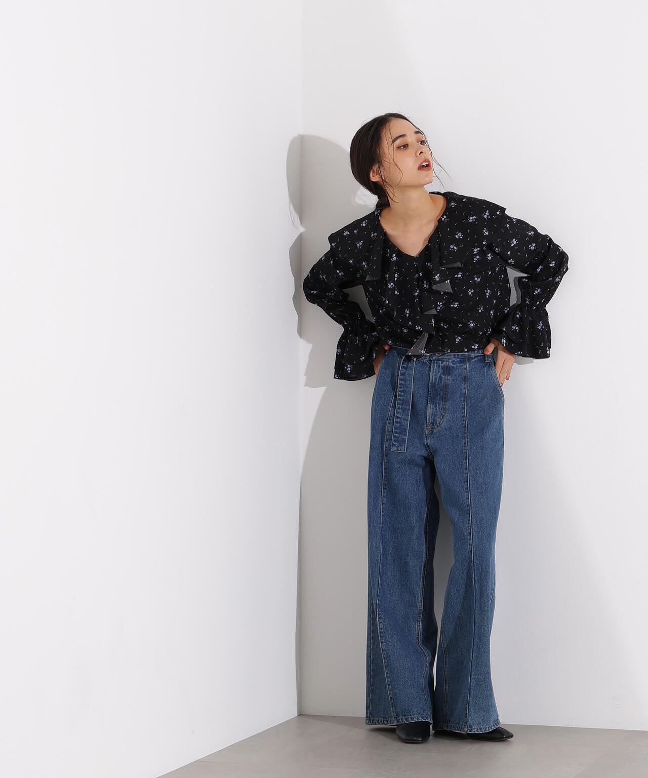 プリントラッフルブラウス