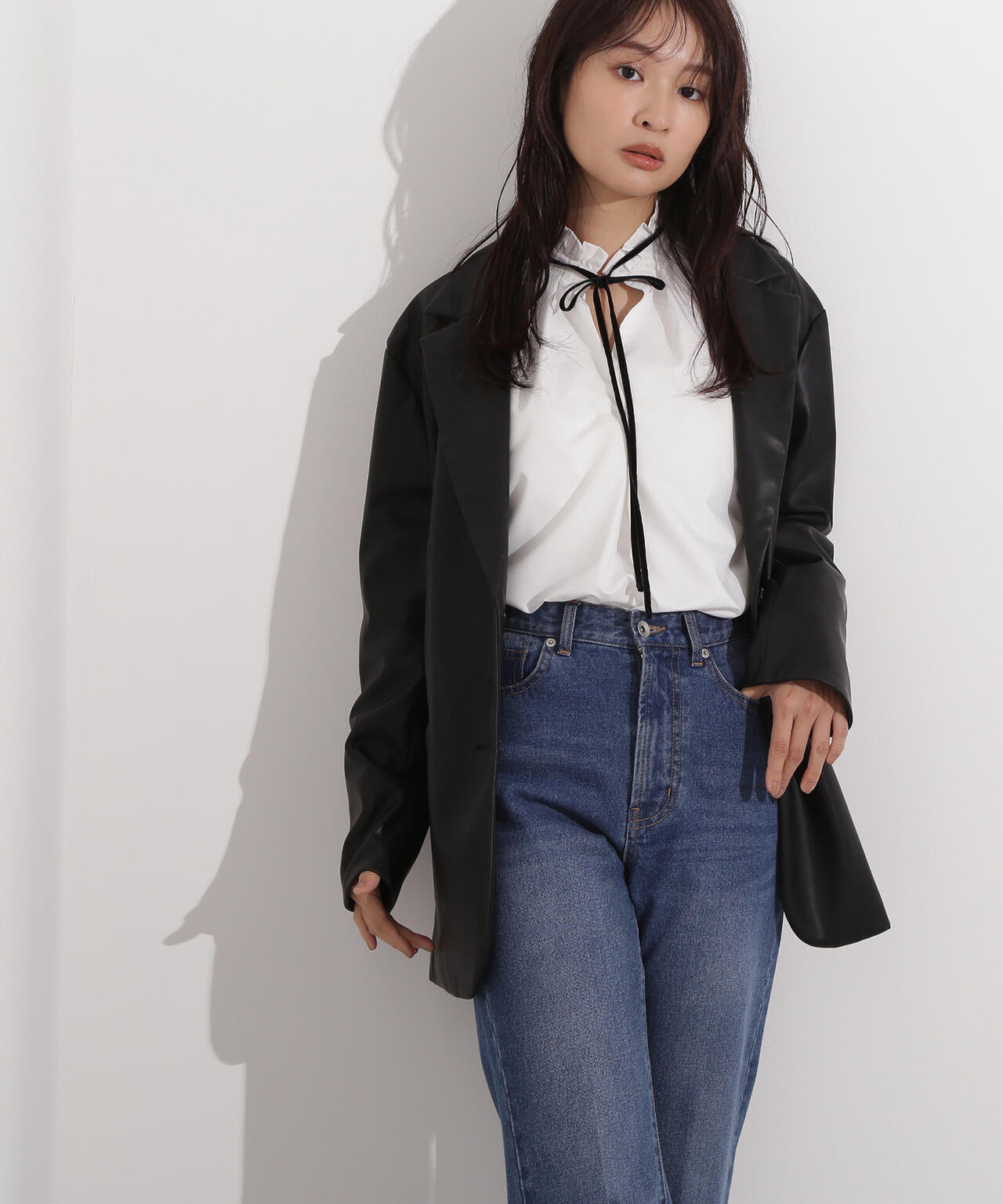 【岸本セシルさん着用】ベロアリボンスキッパーブラウス