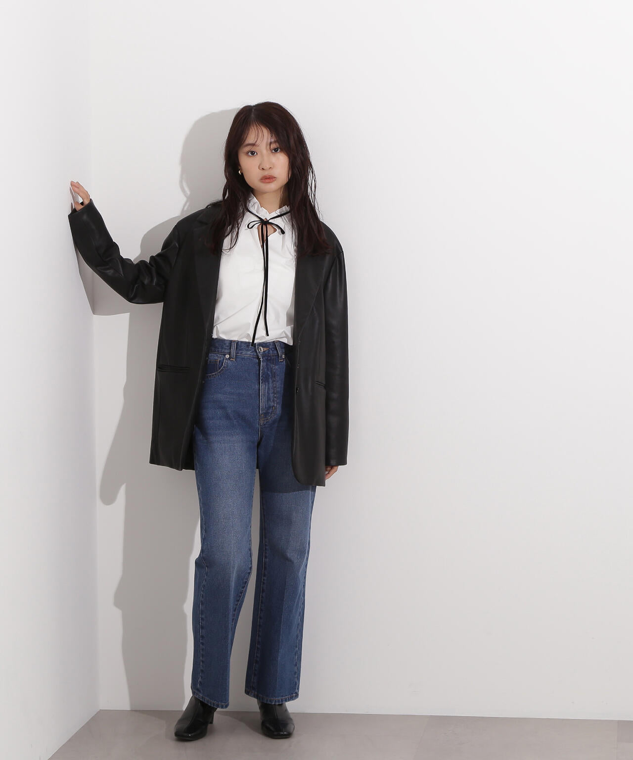 【岸本セシルさん着用】ベロアリボンスキッパーブラウス