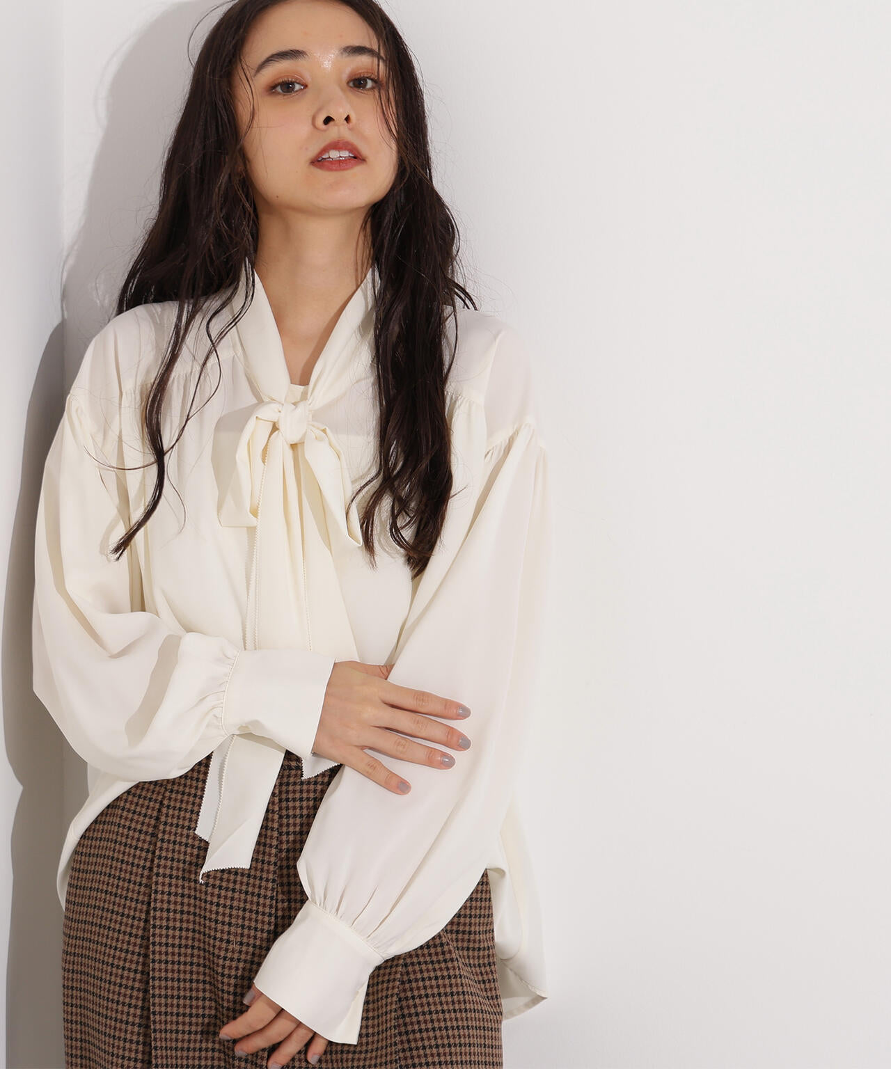 ヴィンテージサテンボウブラウス