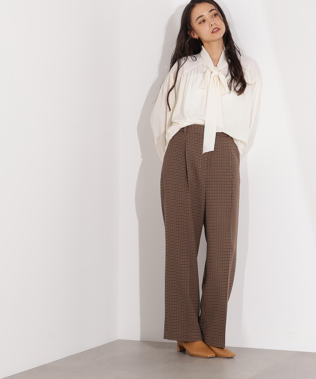 ヴィンテージサテンボウブラウス