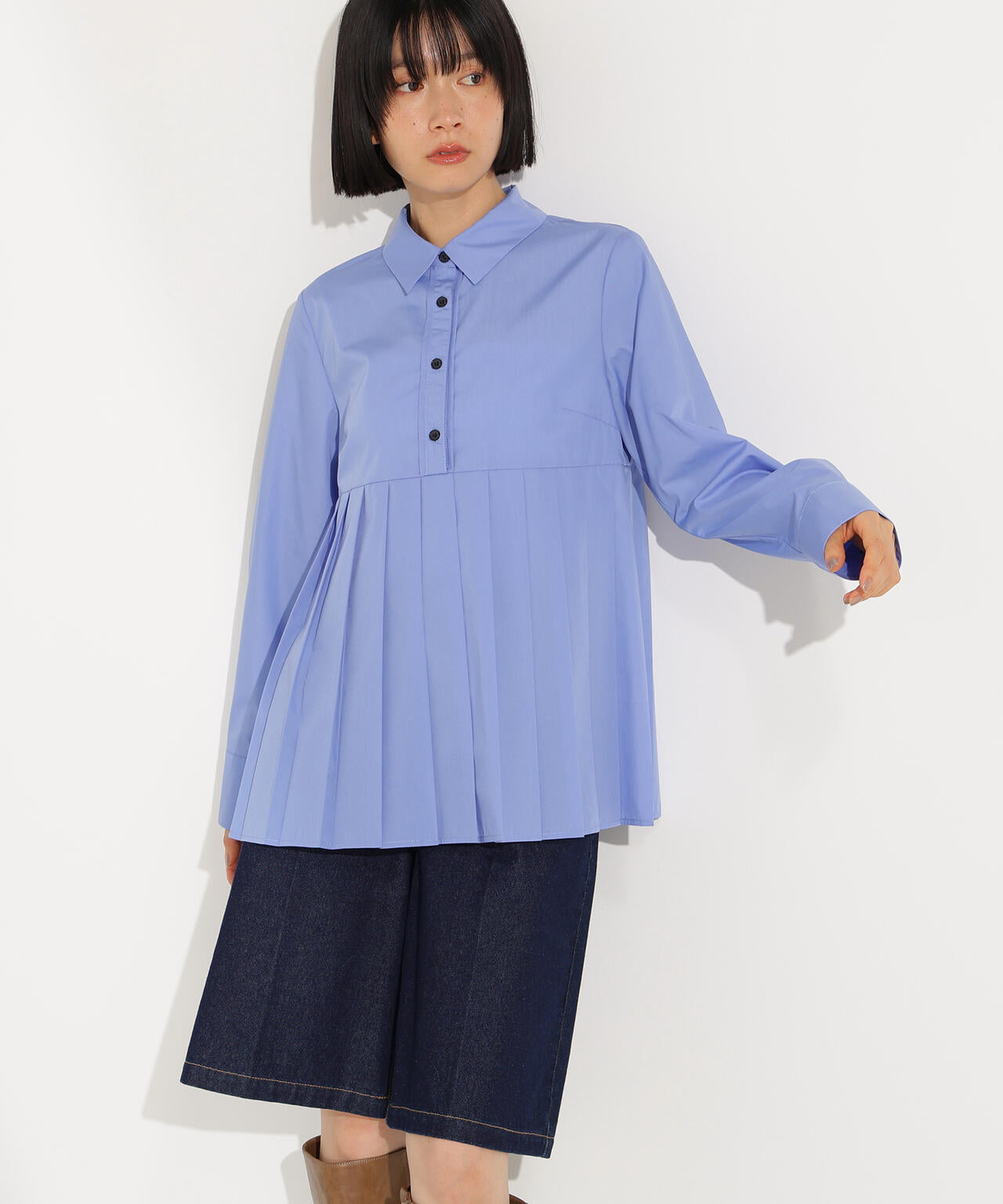 プリーツペプラムブラウス