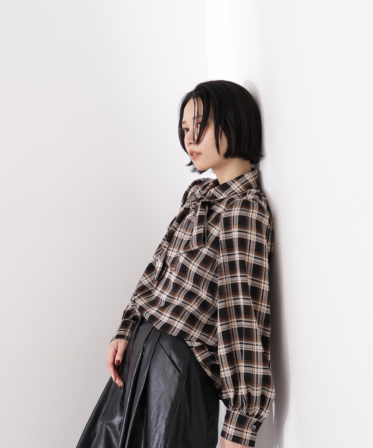 岸本セシルさん着用】チェックボウタイブラウス | N. Natural Beauty