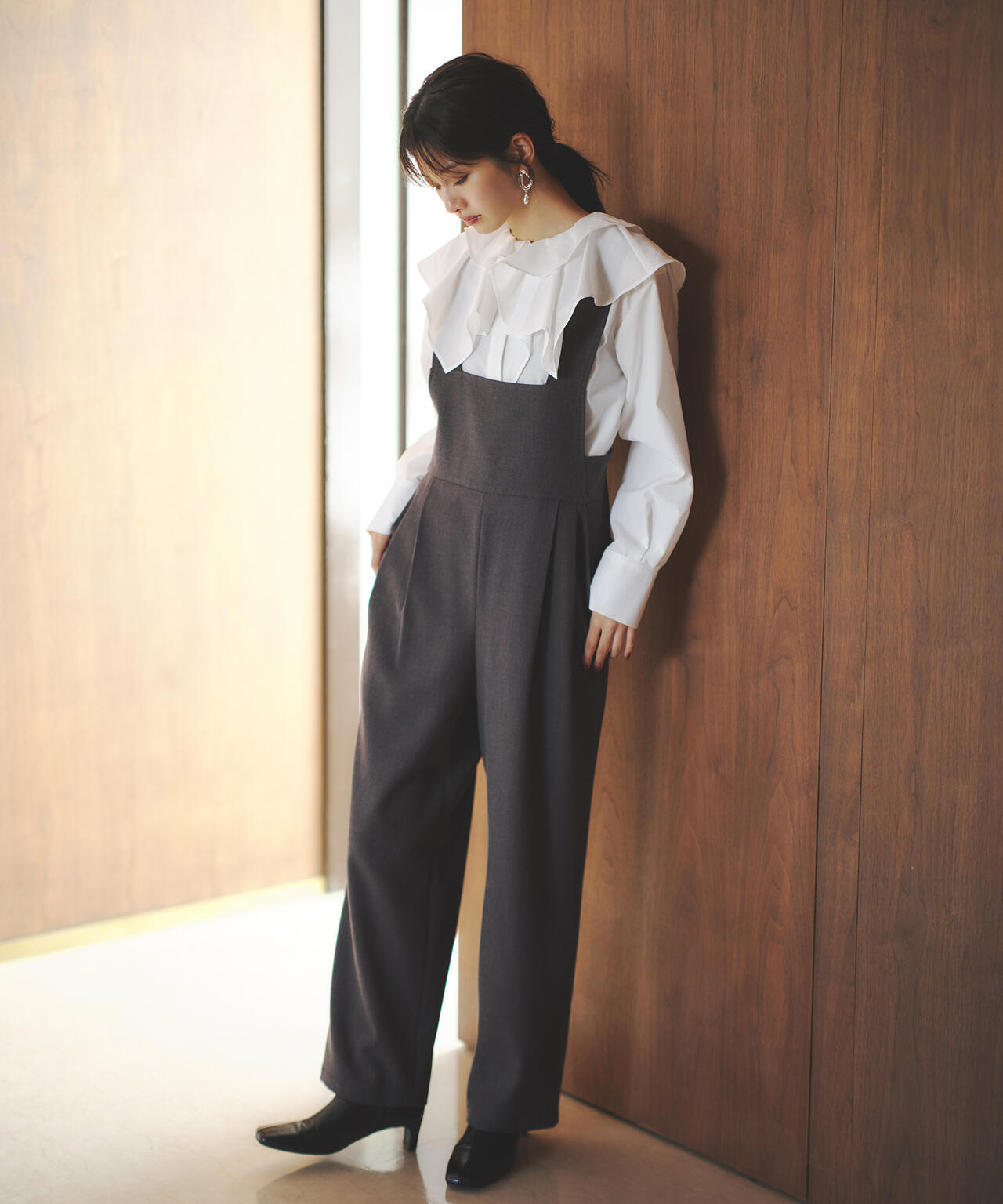 GALERIE VIE ウールフランネル オールインワン ブラック 2022AW 小室安未さん着用】2wayフリルカラーブラウス | N. Natural