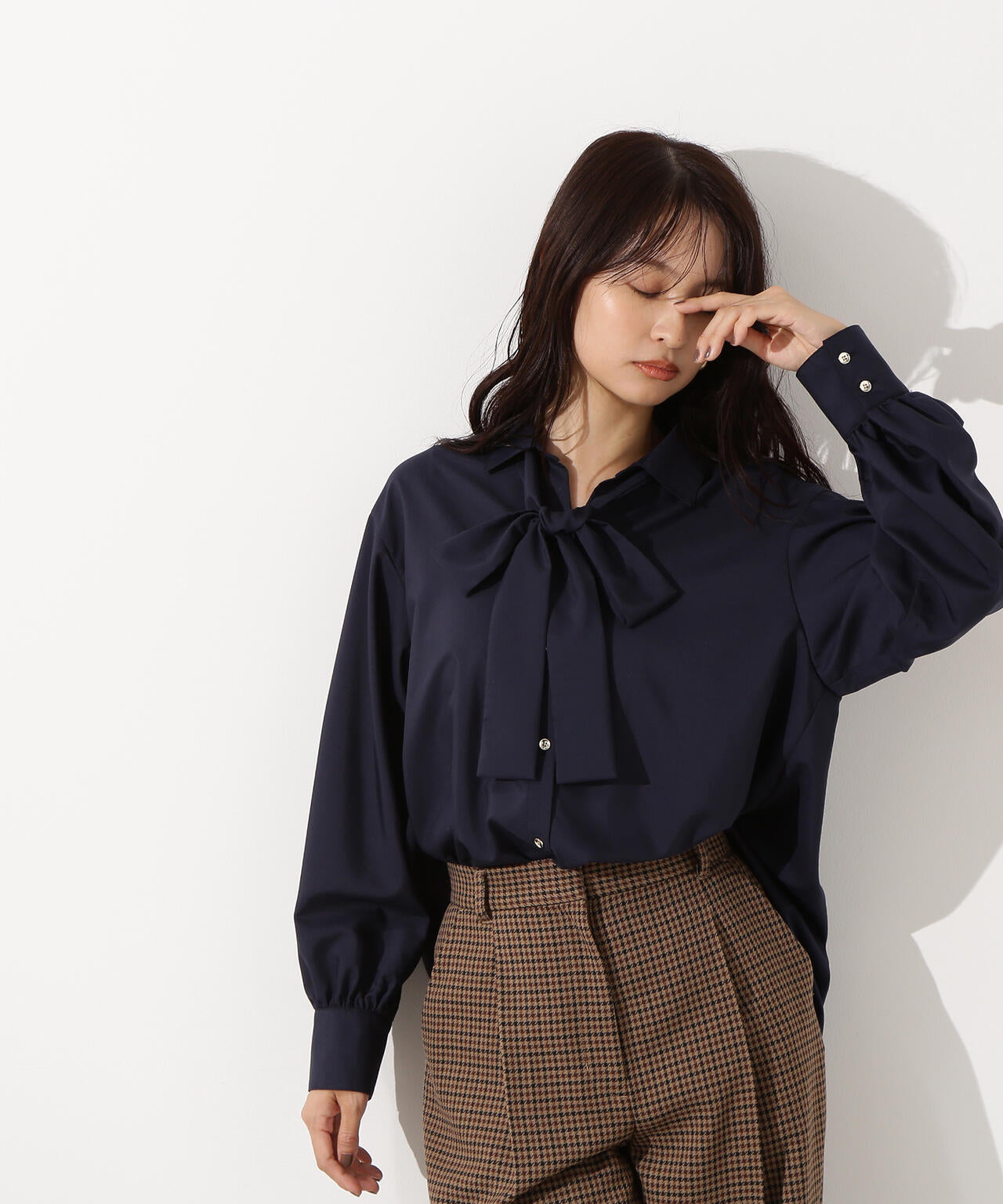 【小室安未さん着用】ゴールドボタン2wayリボンブラウス