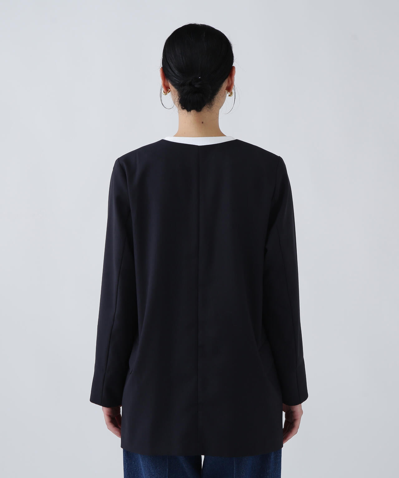 365ユーティリティー】洗えてシワになりづらいジャケットみたいな