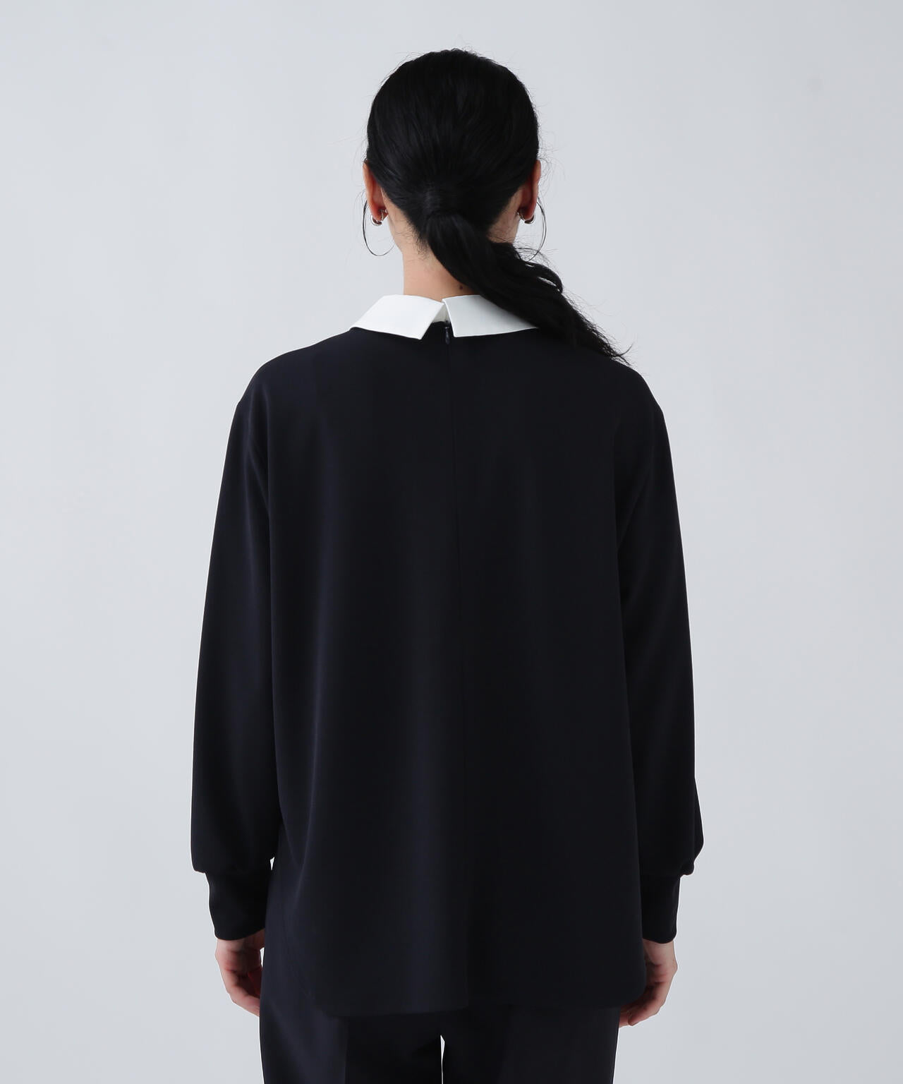 【瞬間コ－デ】襟をオンオフ。洗える楽ちんキレイ見えジャージークレリックブラウス