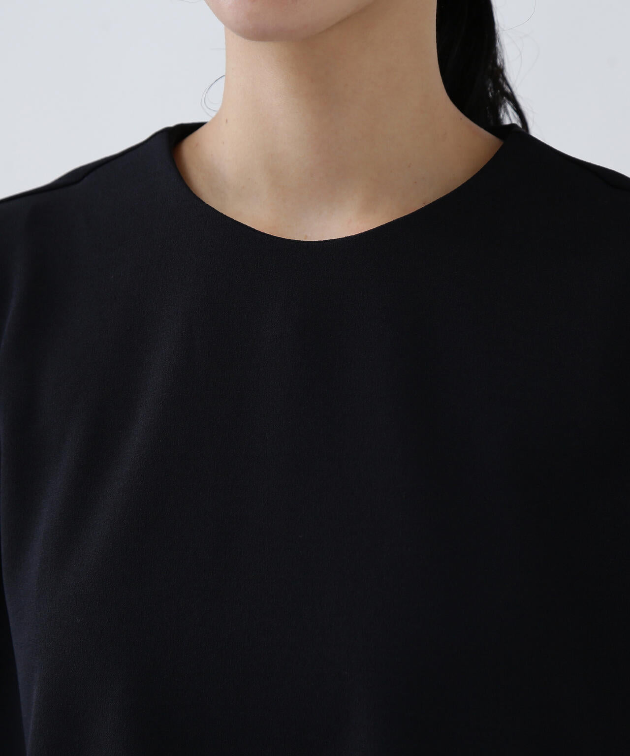 【瞬間コ－デ】襟をオンオフ。洗える楽ちんキレイ見えジャージークレリックブラウス