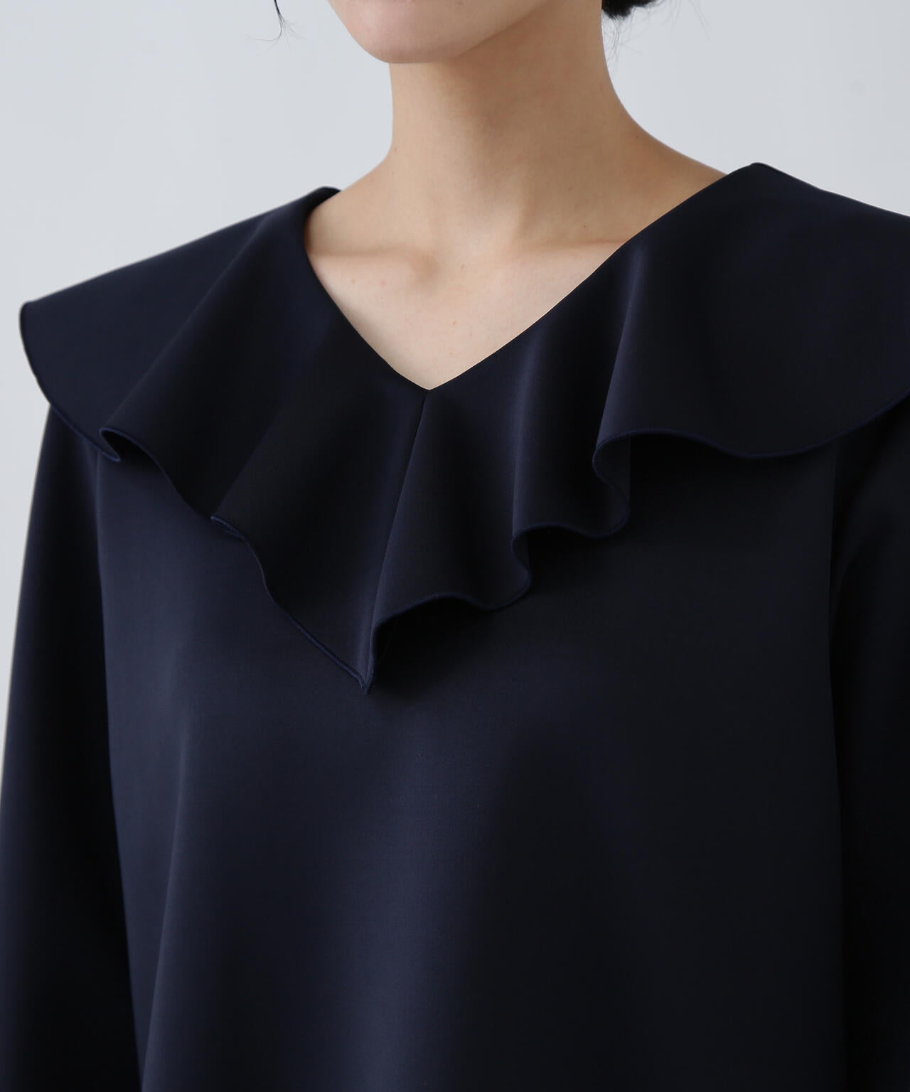 【好きを着て気分が高まる】洗える楽ちんキレイ見えラッフルブラウス