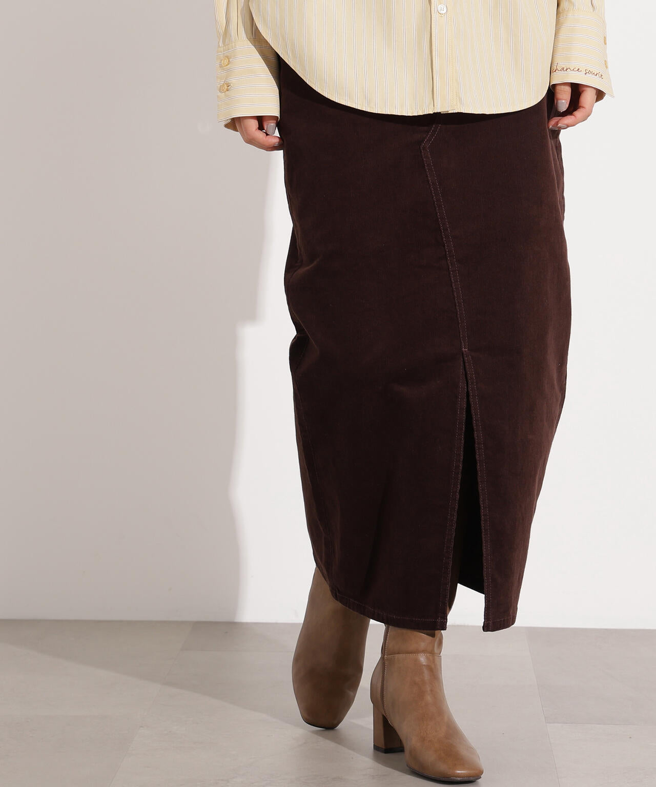 コーデュロイスリットスカート