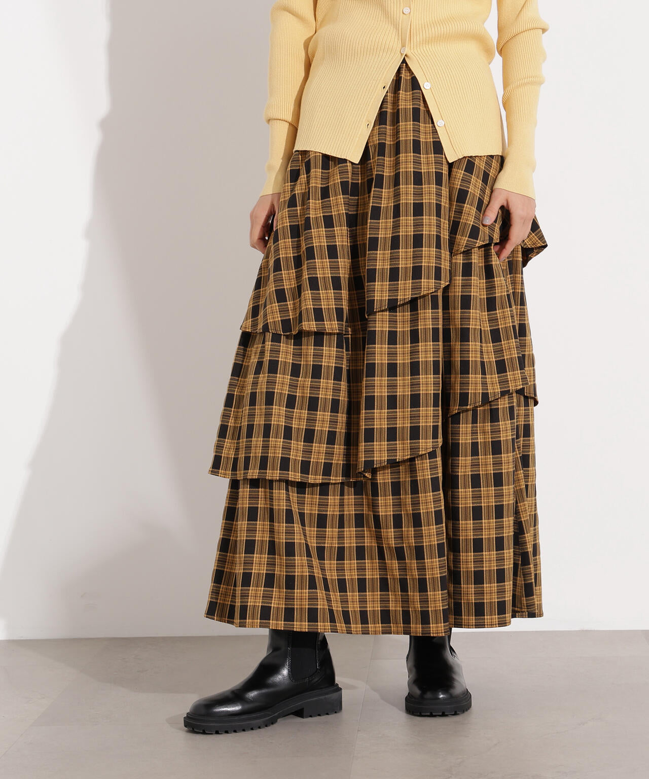 岸本セシルさん着用】ランダムティアードチェックスカート | N