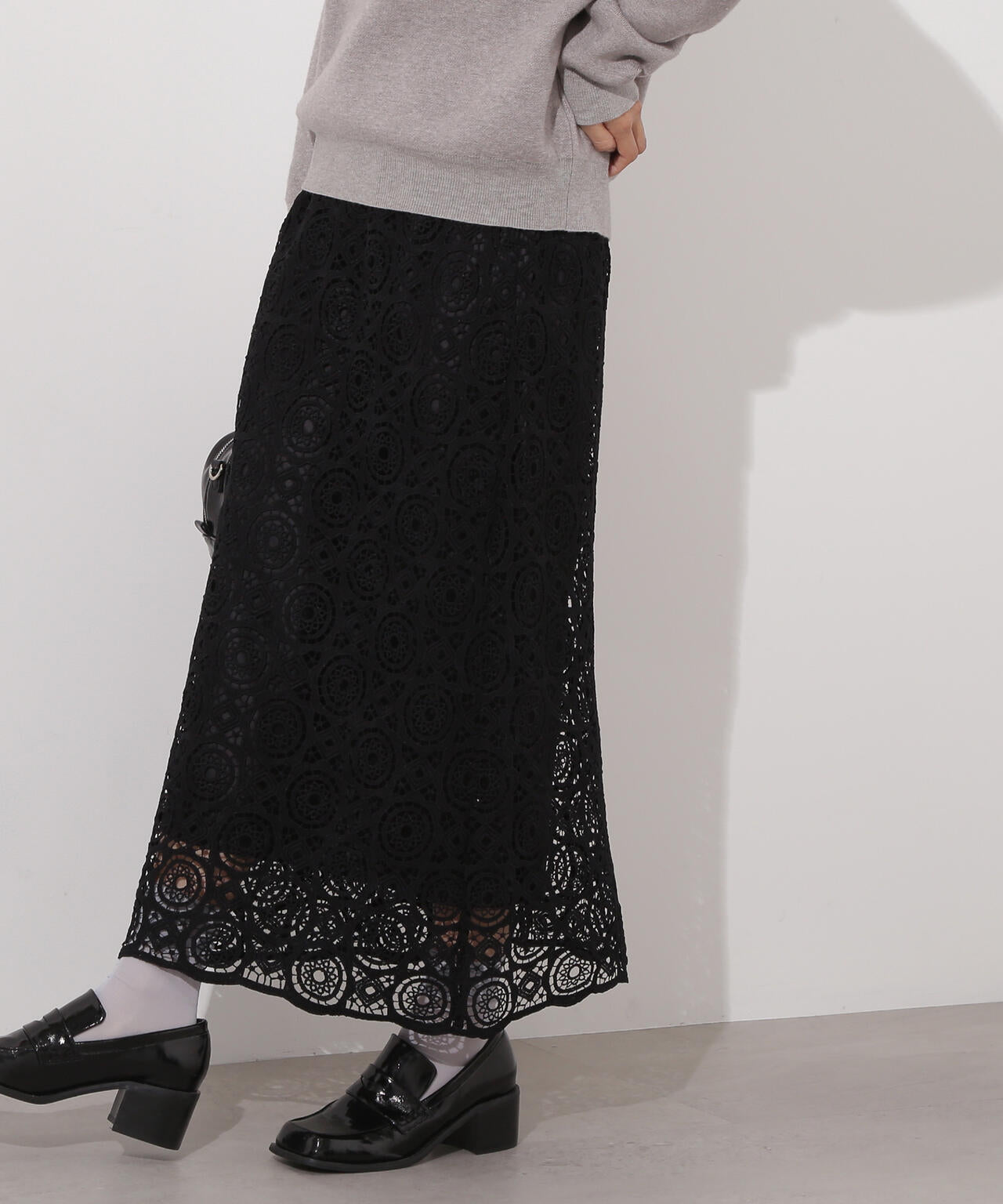 岸本セシルさん着用】ヴィンテージライクレーススカート | N. Natural