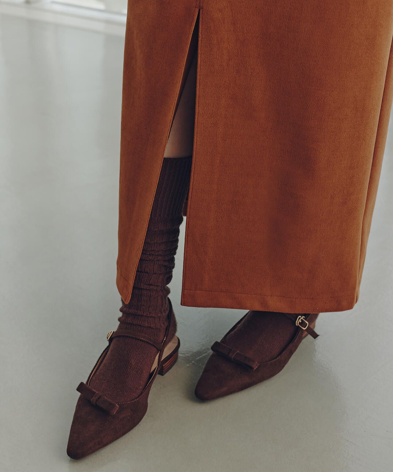 【小室安未さん着用】フェイクスウェードスリットスカート