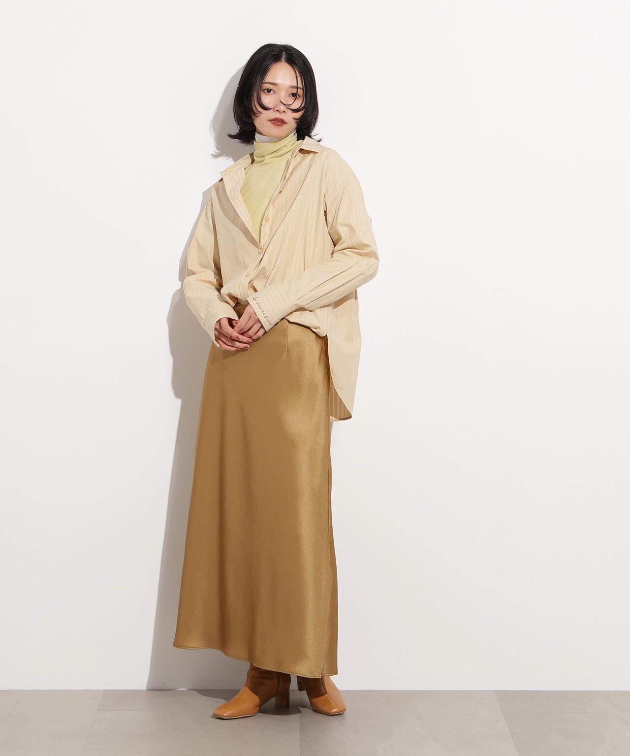 【岸本セシルさん着用】【小室安未さん着用】サテンナロースカート