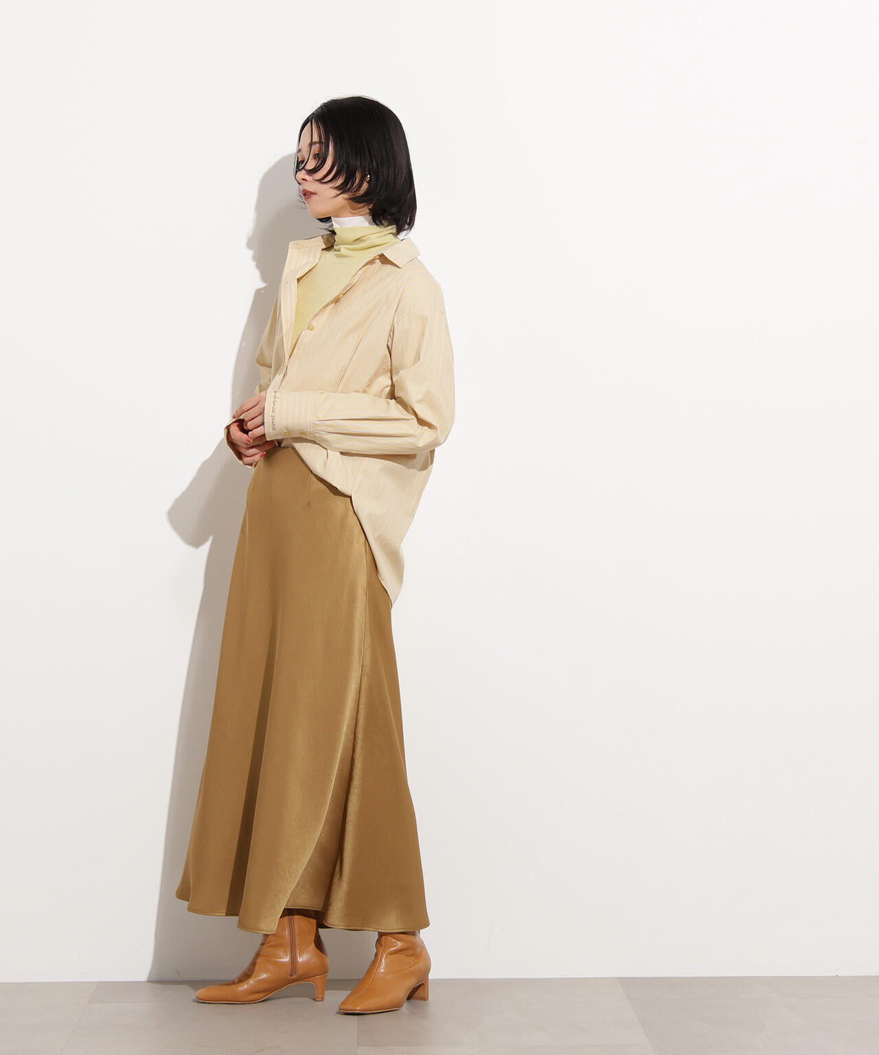 【岸本セシルさん着用】【小室安未さん着用】サテンナロースカート