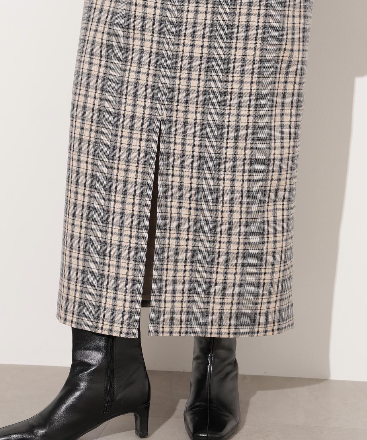 【小室安未さん着用】ハイウエストチェックナロースカート《ブラウン系：LUMINE・LUCUA・official site限定》