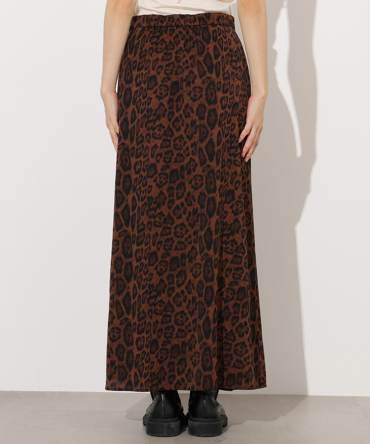 【岸本セシルさん着用】レオパードナロースカート