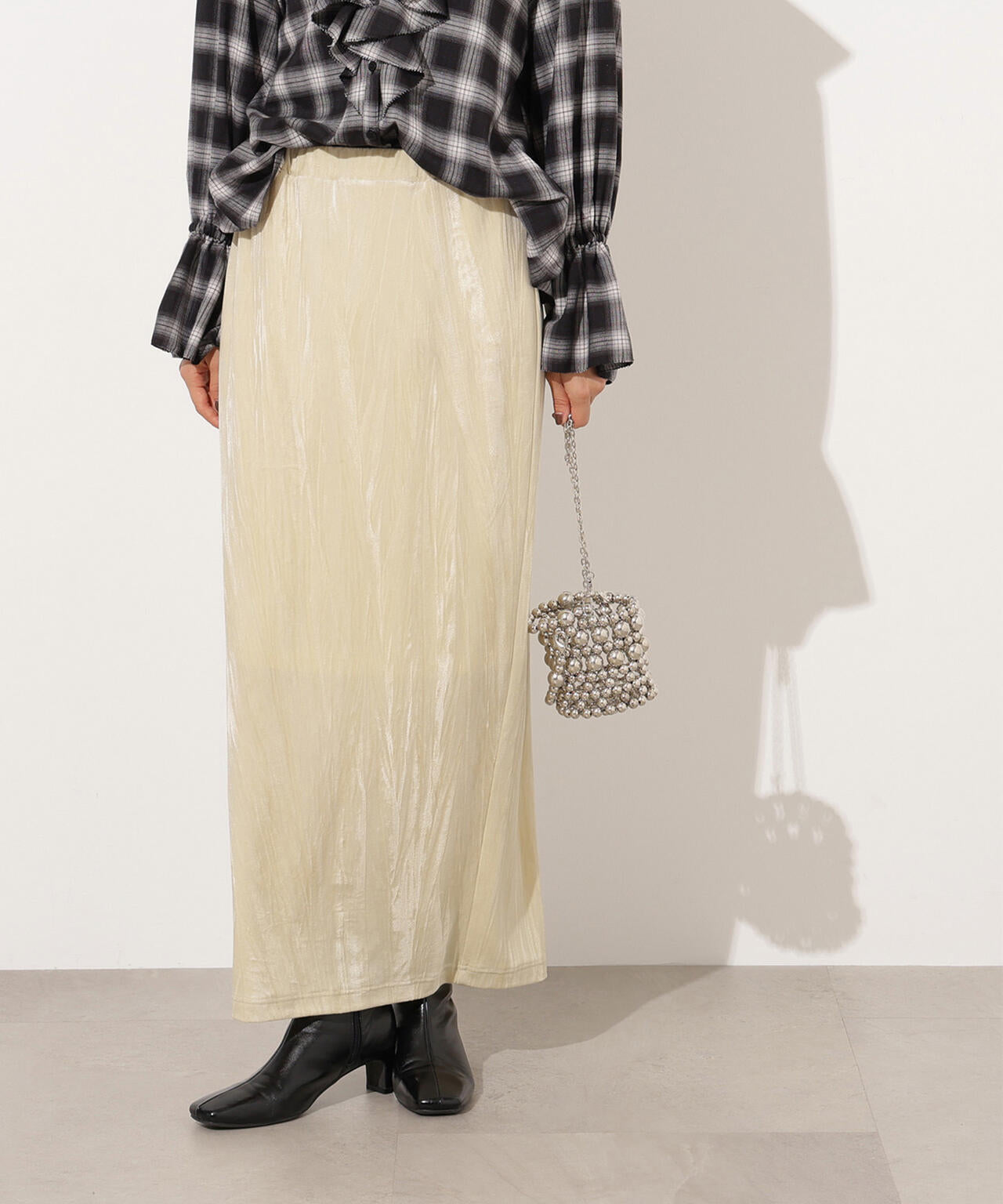 岸本セシルさん着用】ベロアナローマキシスカート | N. Natural Beauty