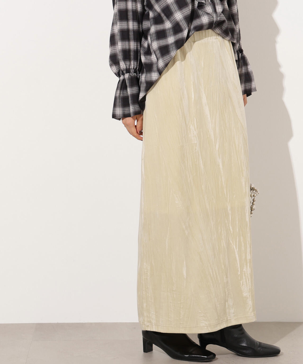 【岸本セシルさん着用】ベロアナローマキシスカート